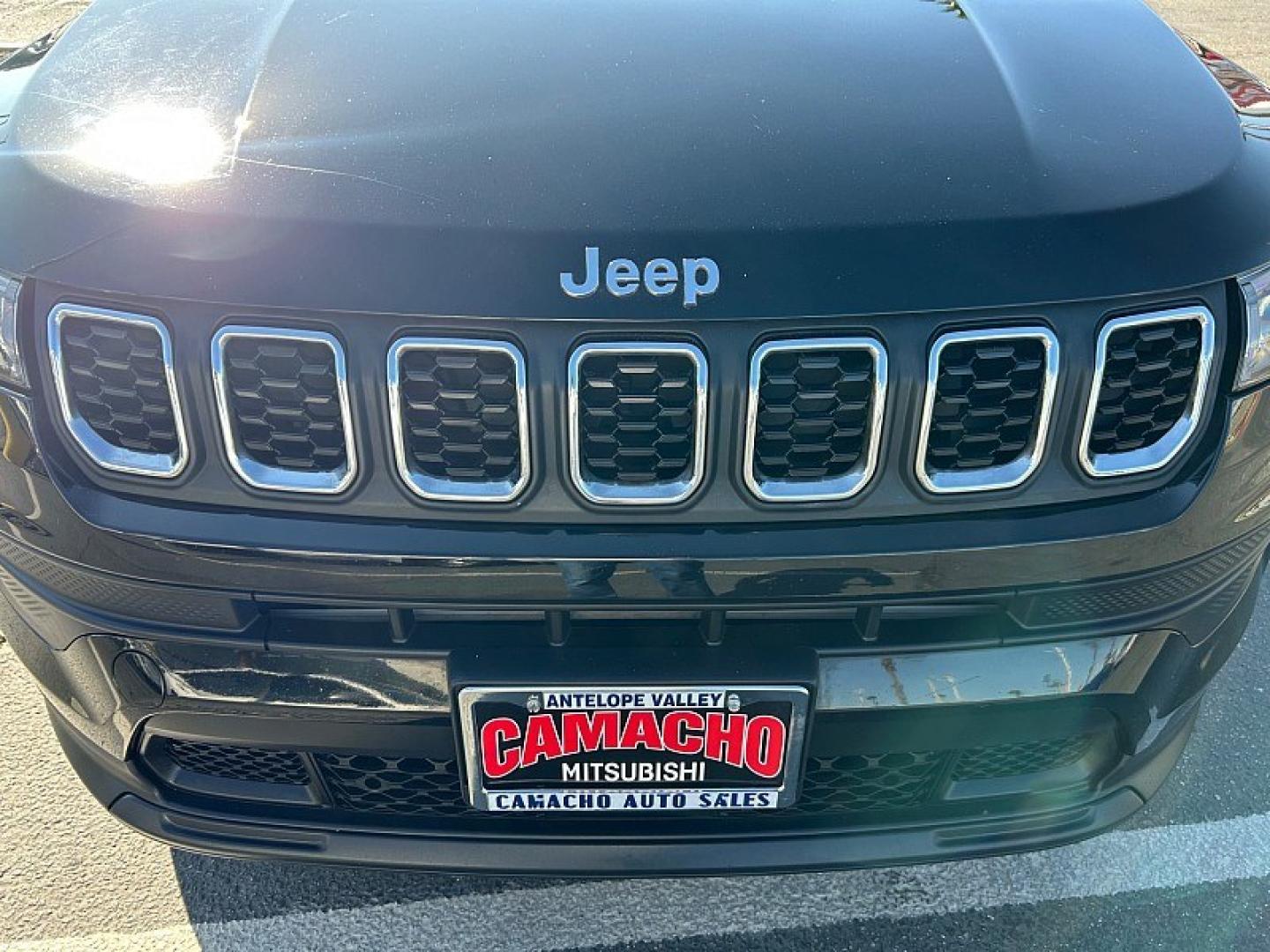 2025 Black Jeep Compass (3C4NJDAN9ST) with an 4-Cyl Turbo 2.0 Liter engine, Automatic 8-Spd transmission, located at 412 Auto Vista Drive, Palmdale, 93551, (661) 945-0620, 34.592636, -118.136681- Photo#8