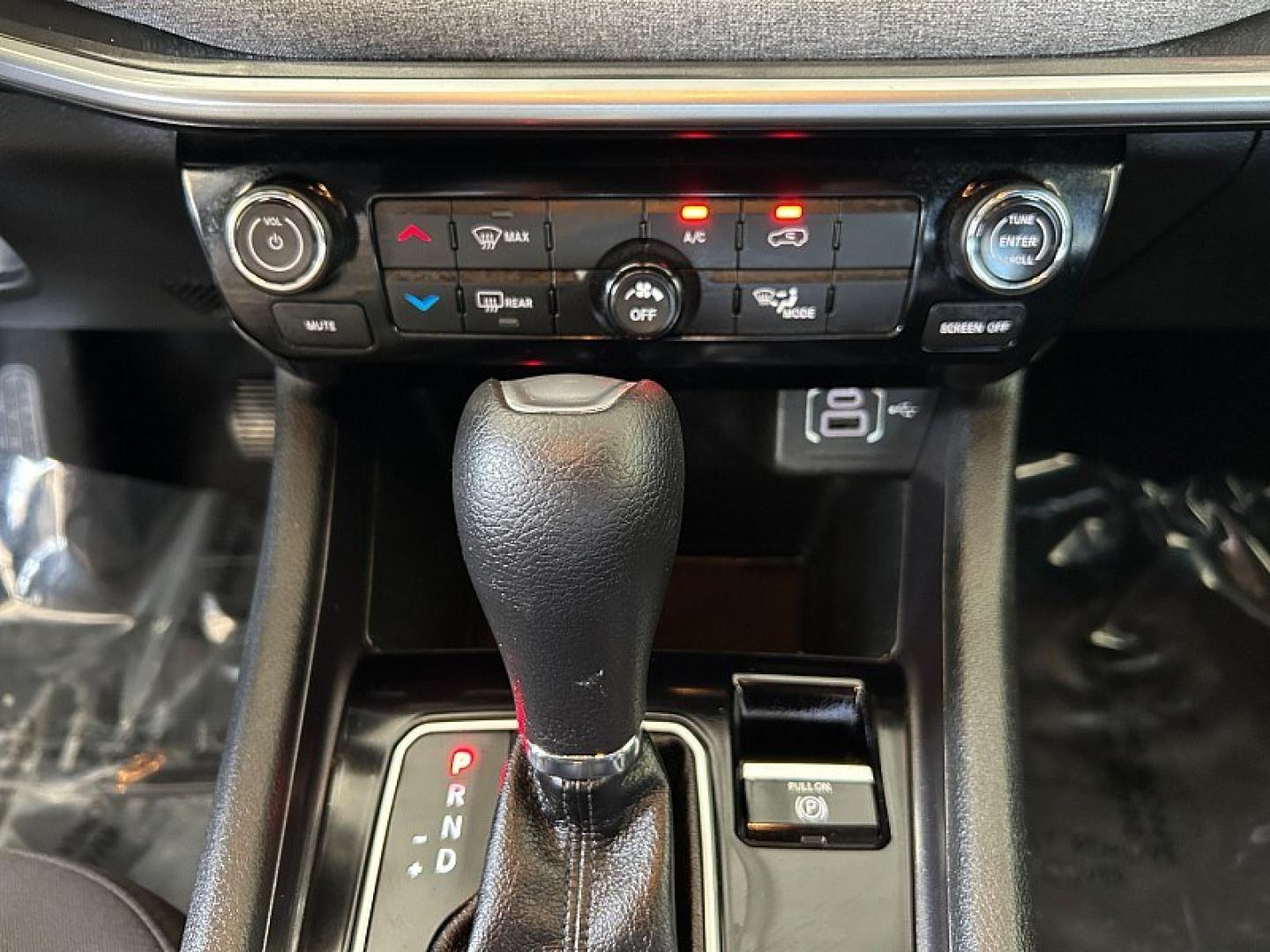 2025 Black Jeep Compass (3C4NJDAN9ST) with an 4-Cyl Turbo 2.0 Liter engine, Automatic 8-Spd transmission, located at 412 Auto Vista Drive, Palmdale, 93551, (661) 945-0620, 34.592636, -118.136681- Photo#23