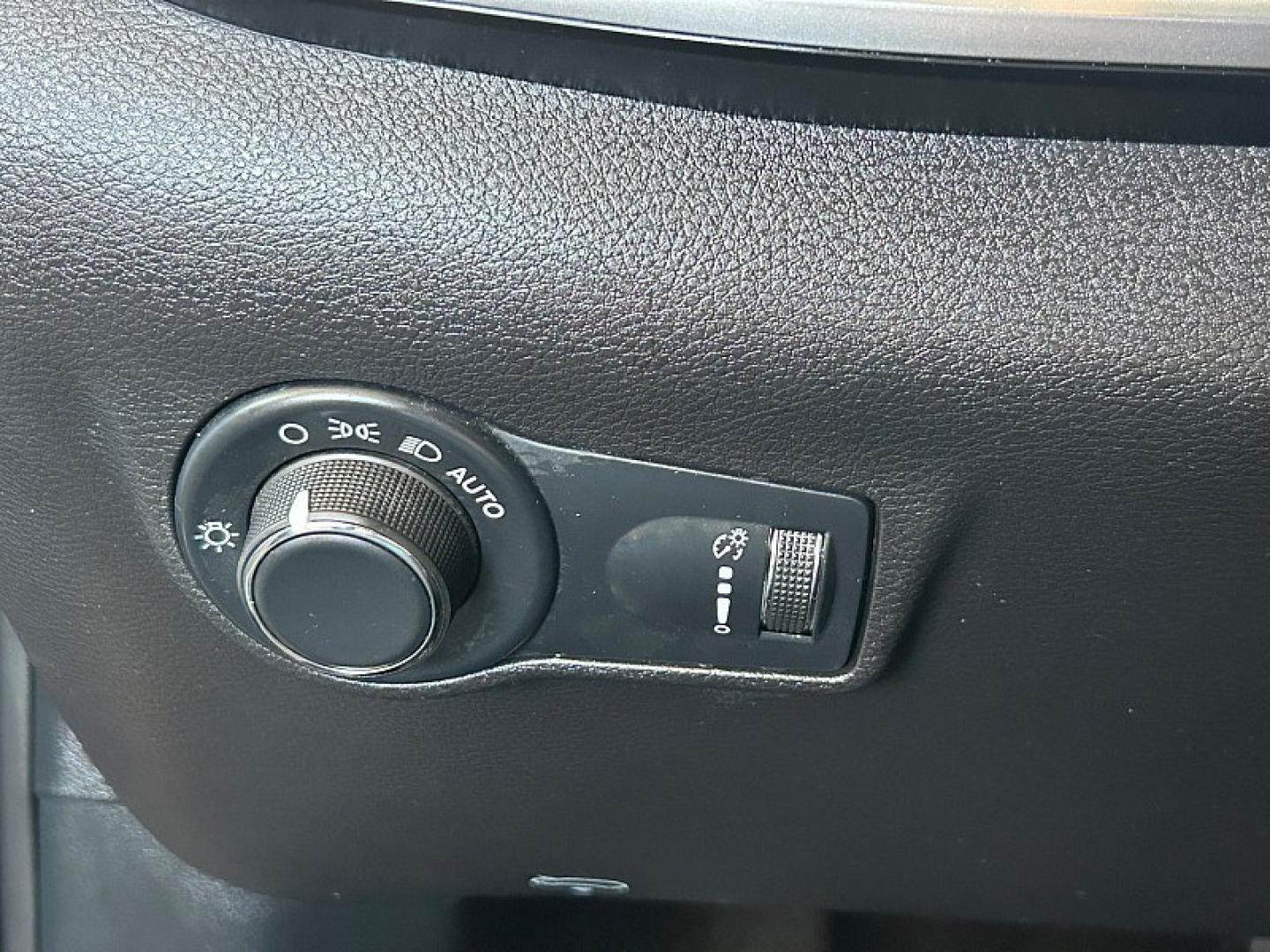 2025 Black Jeep Compass (3C4NJDAN9ST) with an 4-Cyl Turbo 2.0 Liter engine, Automatic 8-Spd transmission, located at 412 Auto Vista Drive, Palmdale, 93551, (661) 945-0620, 34.592636, -118.136681- Photo#26