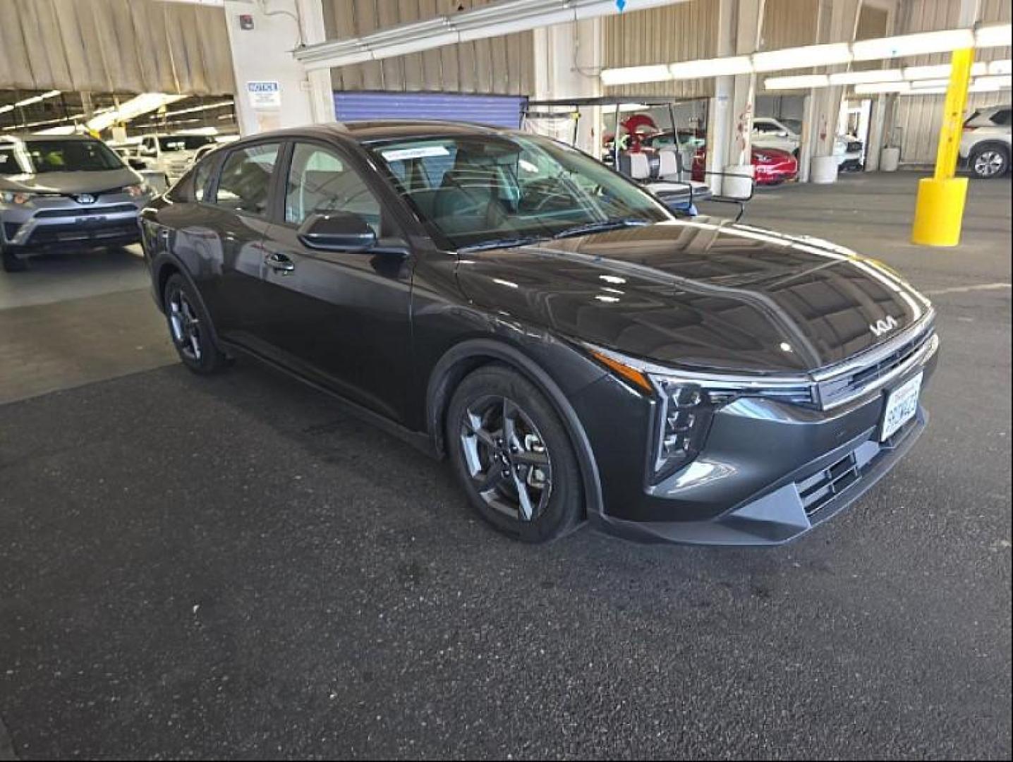 2025 GRAY Kia K4 (3KPFT4DE7SE) with an 4-Cyl 2.0 Liter engine, Automatic IVT transmission, located at 412 Auto Vista Drive, Palmdale, 93551, (661) 945-0620, 34.592636, -118.136681- Photo#0