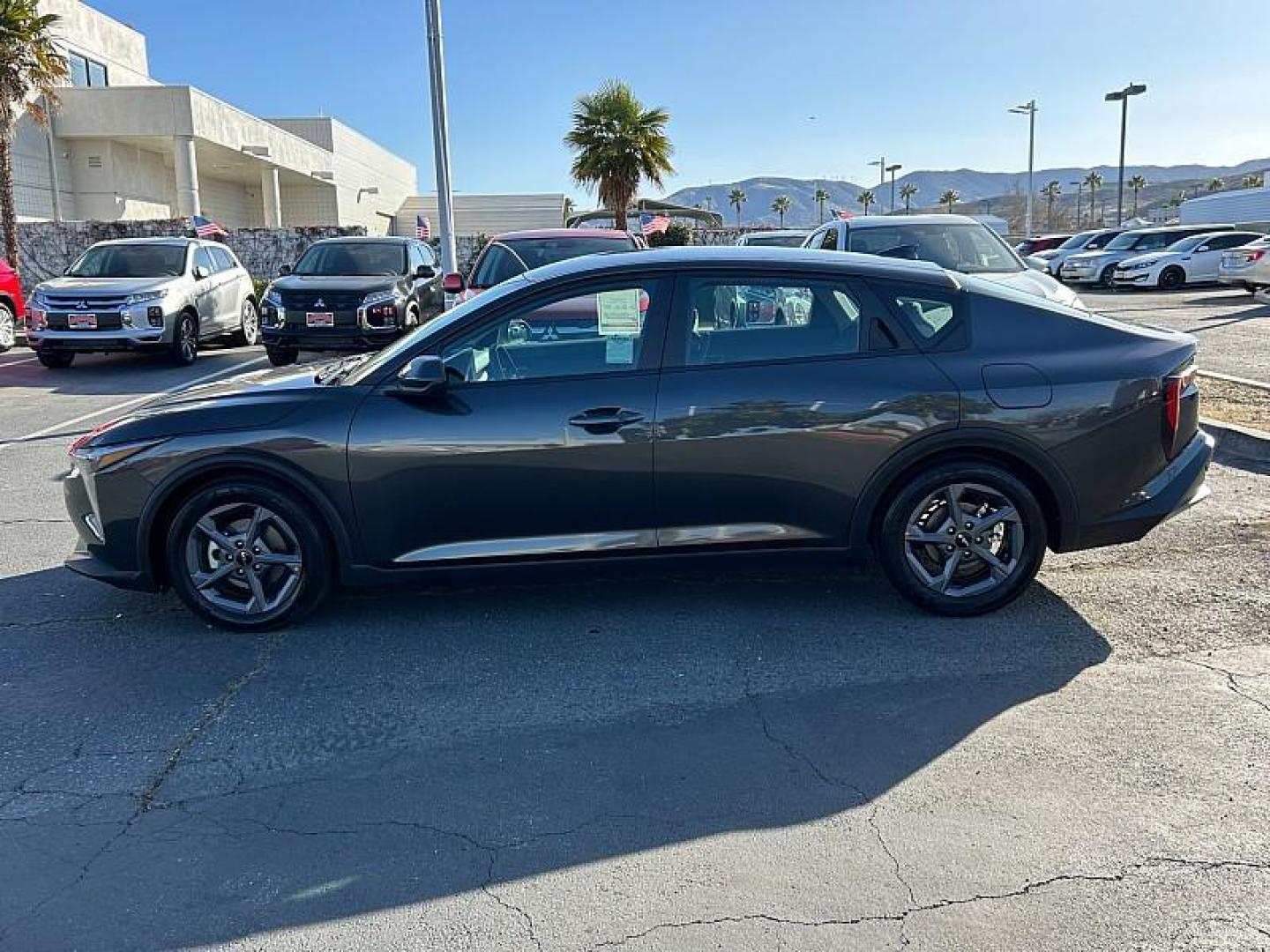 2025 GRAY Kia K4 (3KPFT4DE7SE) with an 4-Cyl 2.0 Liter engine, Automatic IVT transmission, located at 412 Auto Vista Drive, Palmdale, 93551, (661) 945-0620, 34.592636, -118.136681- Photo#9
