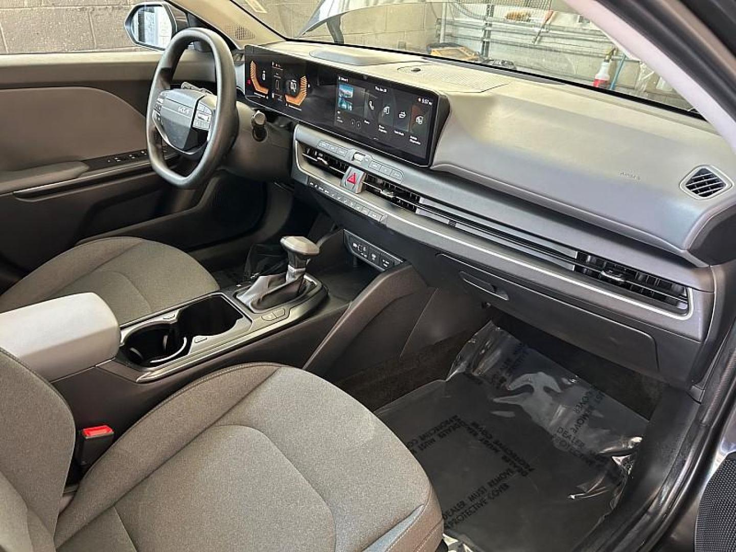 2025 GRAY Kia K4 (3KPFT4DE7SE) with an 4-Cyl 2.0 Liter engine, Automatic IVT transmission, located at 412 Auto Vista Drive, Palmdale, 93551, (661) 945-0620, 34.592636, -118.136681- Photo#30