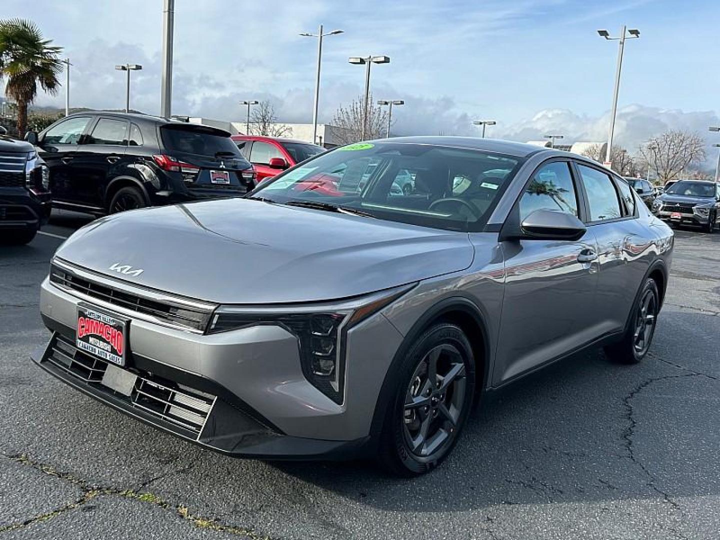 2025 GRAY Kia K4 (3KPFT4DE4SE) with an 4-Cyl 2.0 Liter engine, Automatic IVT transmission, located at 412 Auto Vista Drive, Palmdale, 93551, (661) 945-0620, 34.592636, -118.136681 - Photo#3
