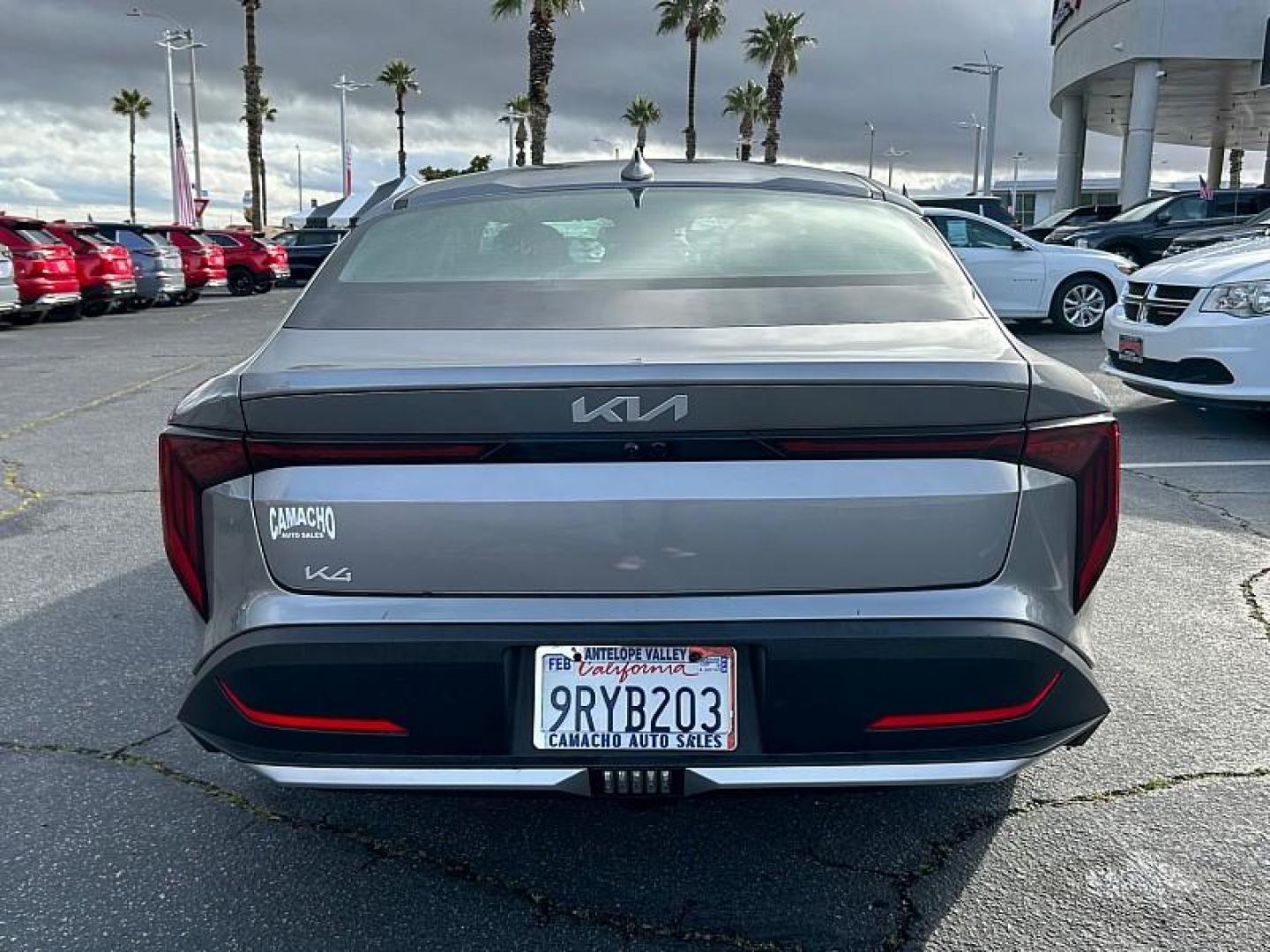 2025 GRAY Kia K4 (3KPFT4DE4SE) with an 4-Cyl 2.0 Liter engine, Automatic IVT transmission, located at 412 Auto Vista Drive, Palmdale, 93551, (661) 945-0620, 34.592636, -118.136681 - Photo#6