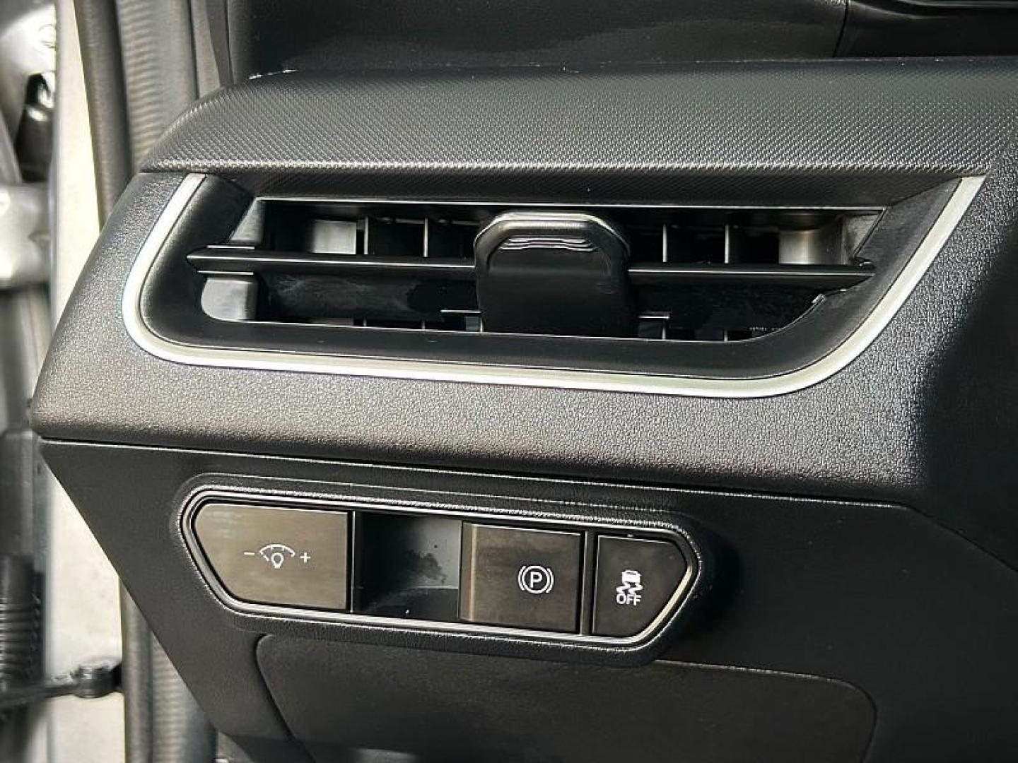 2025 GRAY Kia K4 (3KPFT4DE4SE) with an 4-Cyl 2.0 Liter engine, Automatic IVT transmission, located at 412 Auto Vista Drive, Palmdale, 93551, (661) 945-0620, 34.592636, -118.136681 - Photo#20