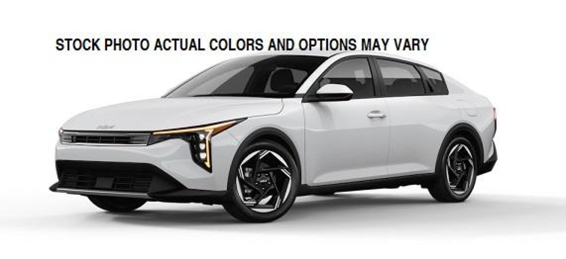 2025 WHITE Kia K4 (3KPFT4DE0SE) with an 4-Cyl 2.0 Liter engine, Automatic IVT transmission, located at 412 Auto Vista Drive, Palmdale, 93551, (661) 945-0620, 34.592636, -118.136681 - Photo#0