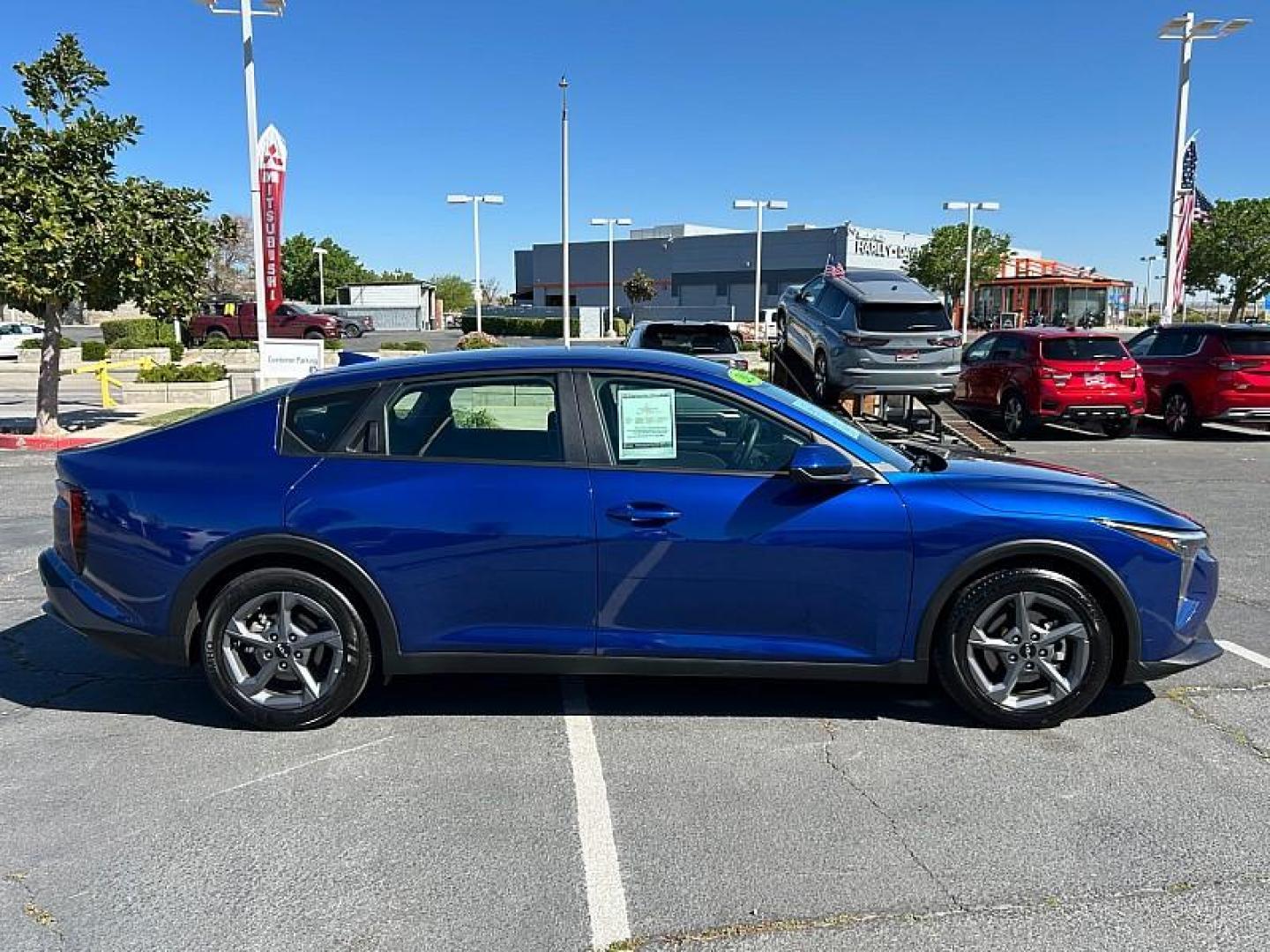 2025 BLUE Kia K4 (3KPFT4DE3SE) with an 4-Cyl 2.0 Liter engine, Automatic IVT transmission, located at 412 Auto Vista Drive, Palmdale, 93551, (661) 945-0620, 34.592636, -118.136681 - Photo#7