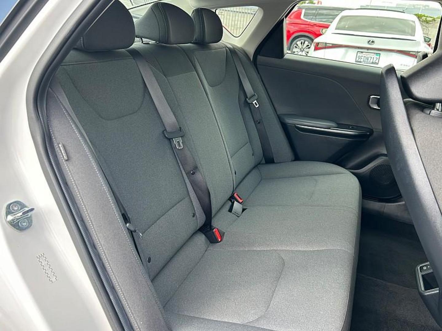 2025 WHITE Kia K4 (3KPFT4DE7SE) with an 4-Cyl 2.0 Liter engine, Automatic IVT transmission, located at 412 Auto Vista Drive, Palmdale, 93551, (661) 945-0620, 34.592636, -118.136681 - Photo#3