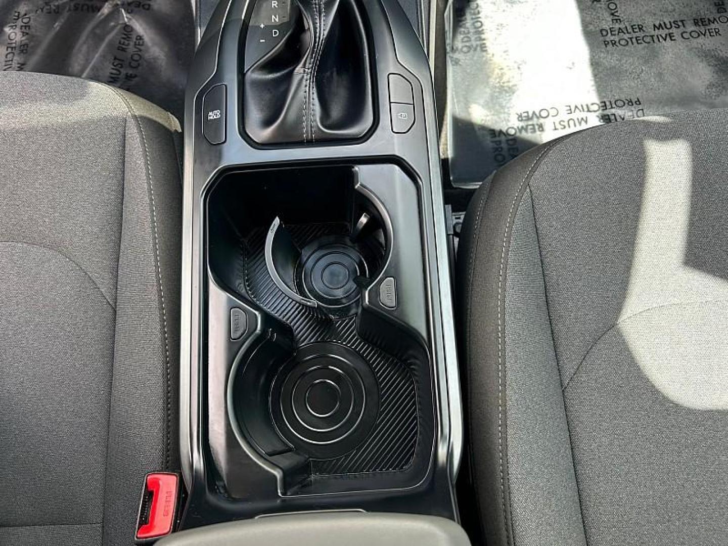 2025 WHITE Kia K4 (3KPFT4DE7SE) with an 4-Cyl 2.0 Liter engine, Automatic IVT transmission, located at 412 Auto Vista Drive, Palmdale, 93551, (661) 945-0620, 34.592636, -118.136681 - Photo#5