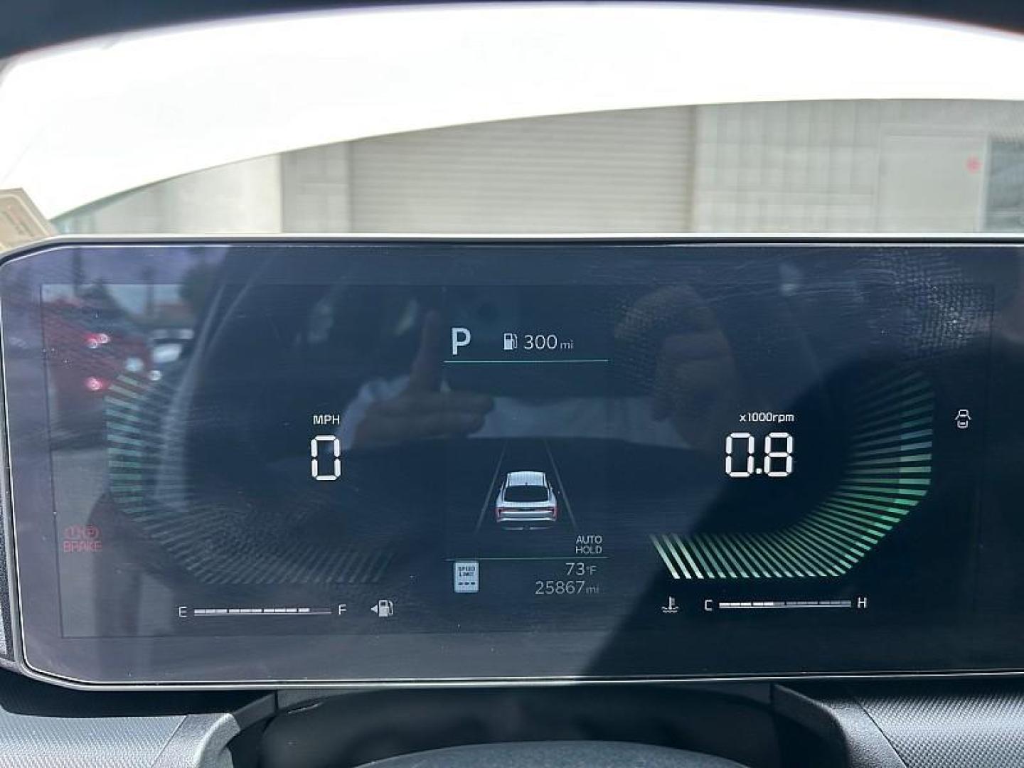 2025 WHITE Kia K4 (3KPFT4DE7SE) with an 4-Cyl 2.0 Liter engine, Automatic IVT transmission, located at 412 Auto Vista Drive, Palmdale, 93551, (661) 945-0620, 34.592636, -118.136681 - Photo#7