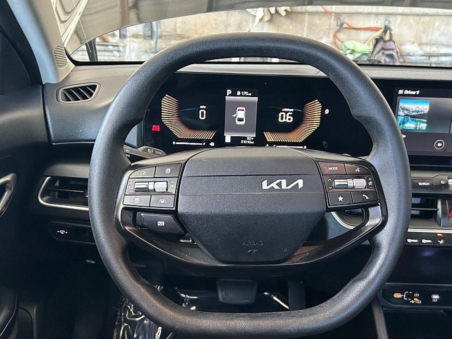2025 black Kia K4 (3KPFT4DEXSE) with an 4-Cyl 2.0 Liter engine, Automatic IVT transmission, located at 412 Auto Vista Drive, Palmdale, 93551, (661) 945-0620, 34.592636, -118.136681 - Photo#21