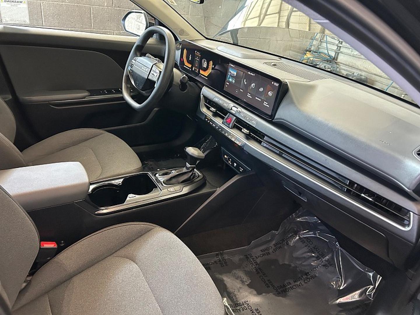 2025 black Kia K4 (3KPFT4DEXSE) with an 4-Cyl 2.0 Liter engine, Automatic IVT transmission, located at 412 Auto Vista Drive, Palmdale, 93551, (661) 945-0620, 34.592636, -118.136681 - Photo#24