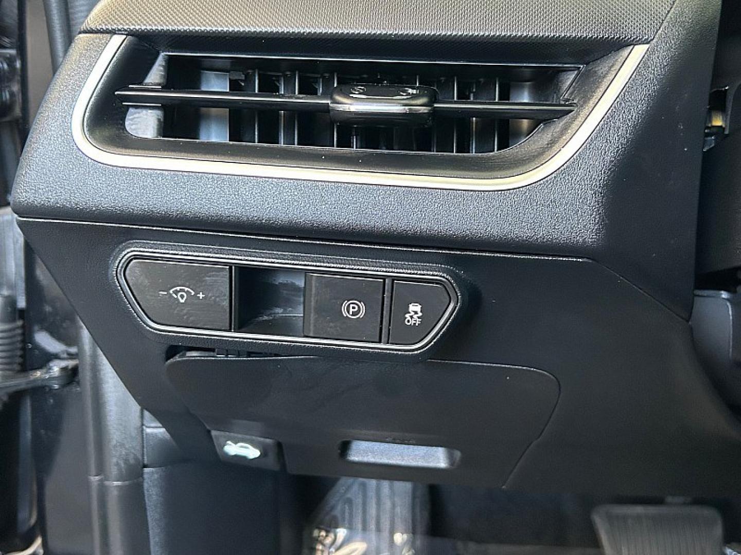 2025 black Kia K4 (3KPFT4DEXSE) with an 4-Cyl 2.0 Liter engine, Automatic IVT transmission, located at 412 Auto Vista Drive, Palmdale, 93551, (661) 945-0620, 34.592636, -118.136681 - Photo#25