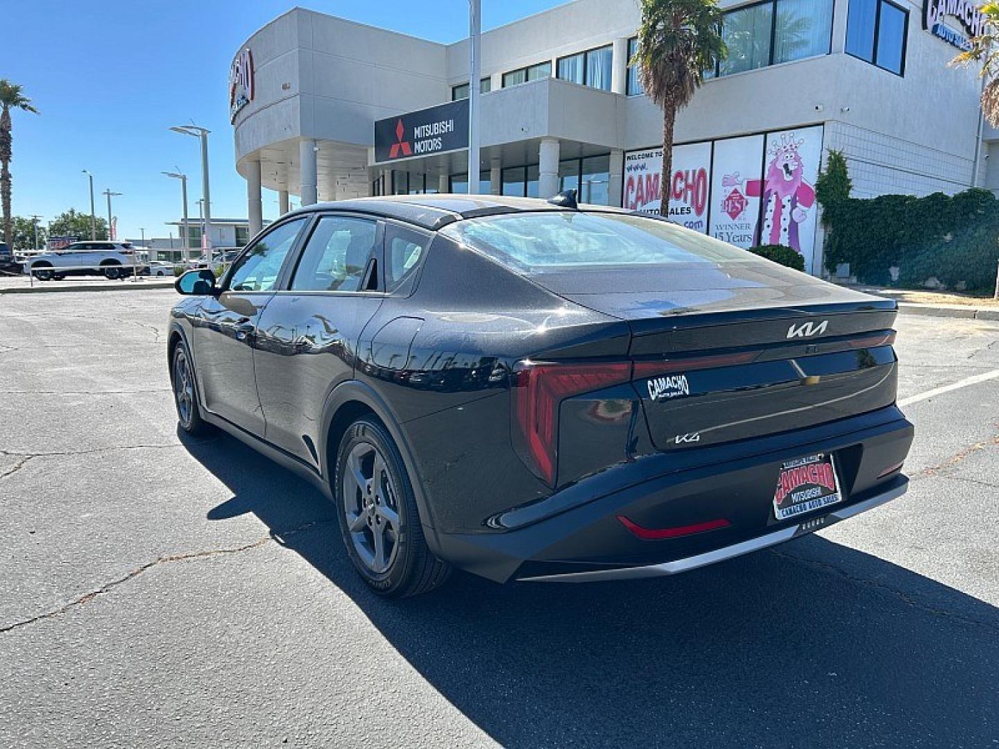 2025 BLACK Kia K4 (3KPFT4DE6SE) with an 4-Cyl 2.0 Liter engine, Automatic IVT transmission, located at 412 Auto Vista Drive, Palmdale, 93551, (661) 945-0620, 34.592636, -118.136681- Photo#4