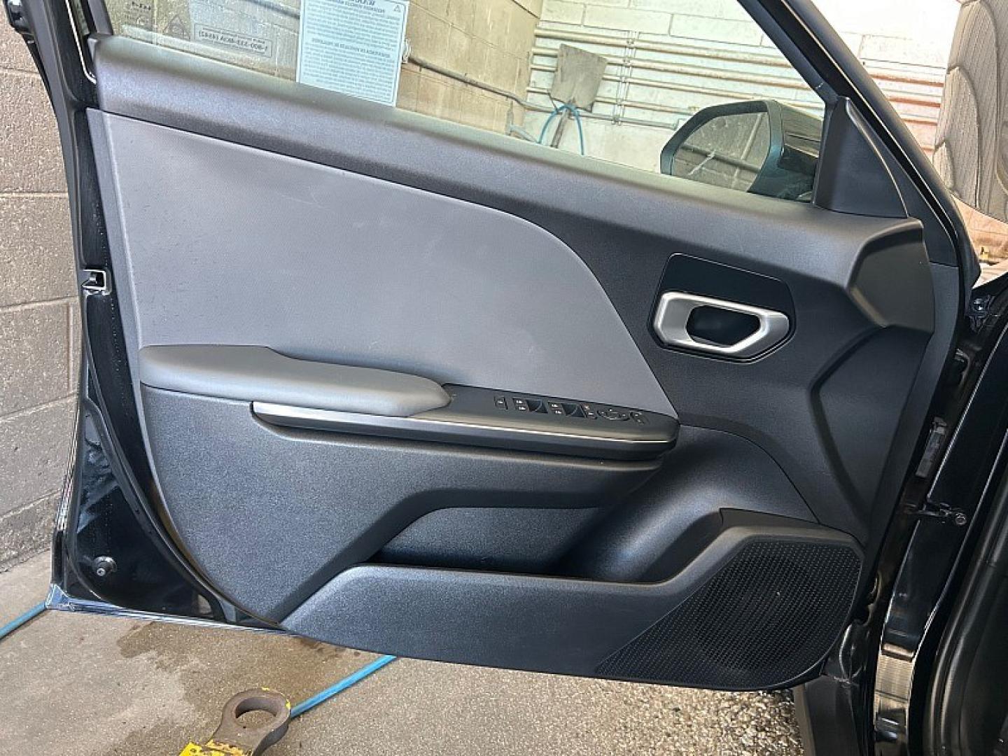 2025 BLACK Kia K4 (3KPFT4DE6SE) with an 4-Cyl 2.0 Liter engine, Automatic IVT transmission, located at 412 Auto Vista Drive, Palmdale, 93551, (661) 945-0620, 34.592636, -118.136681- Photo#17