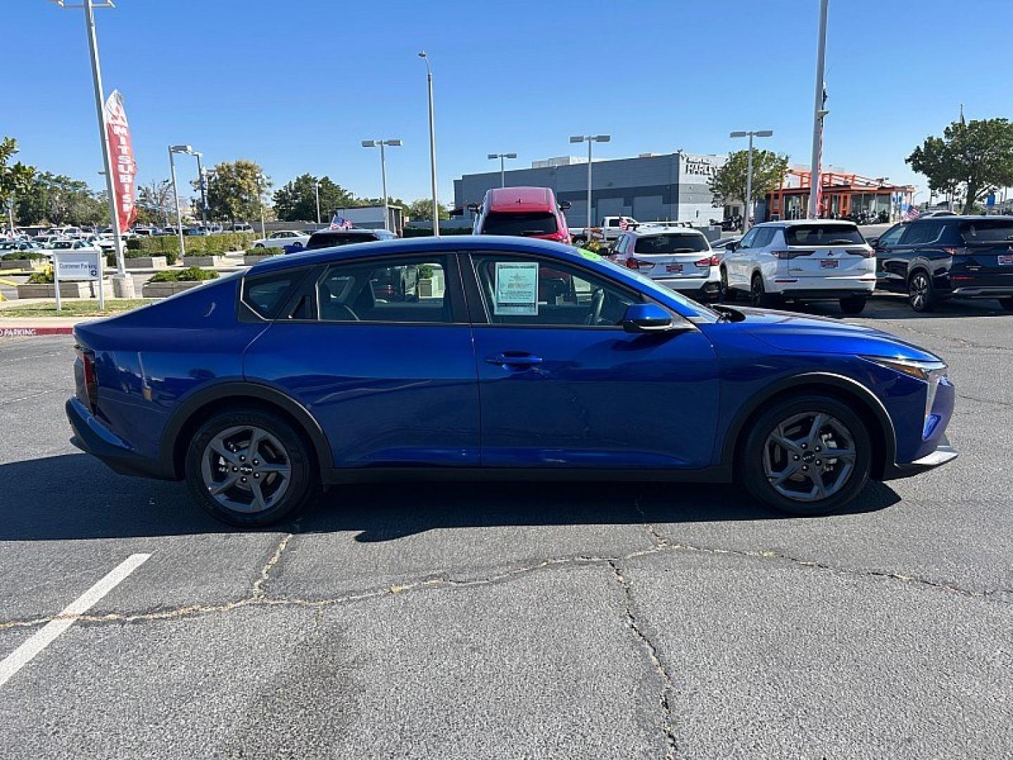 2025 BLUE Kia K4 (3KPFT4DE5SE) with an 4-Cyl 2.0 Liter engine, Automatic IVT transmission, located at 412 Auto Vista Drive, Palmdale, 93551, (661) 945-0620, 34.592636, -118.136681- Photo#7