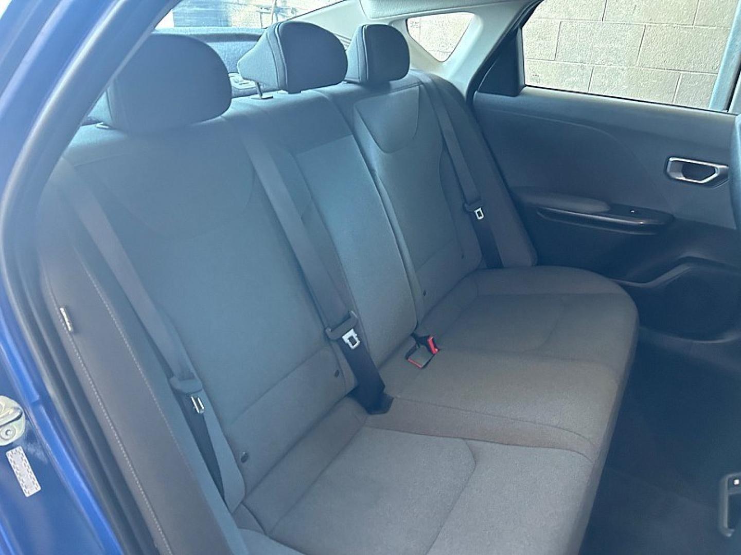 2025 BLUE Kia K4 (3KPFT4DE5SE) with an 4-Cyl 2.0 Liter engine, Automatic IVT transmission, located at 412 Auto Vista Drive, Palmdale, 93551, (661) 945-0620, 34.592636, -118.136681- Photo#15