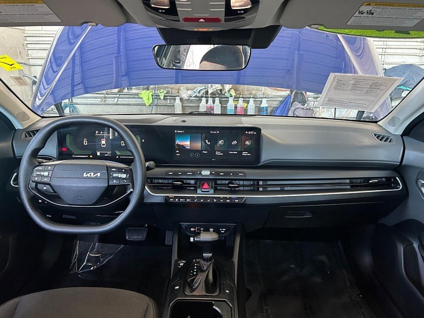 2025 BLUE Kia K4 (3KPFT4DE5SE) with an 4-Cyl 2.0 Liter engine, Automatic IVT transmission, located at 412 Auto Vista Drive, Palmdale, 93551, (661) 945-0620, 34.592636, -118.136681- Photo#21