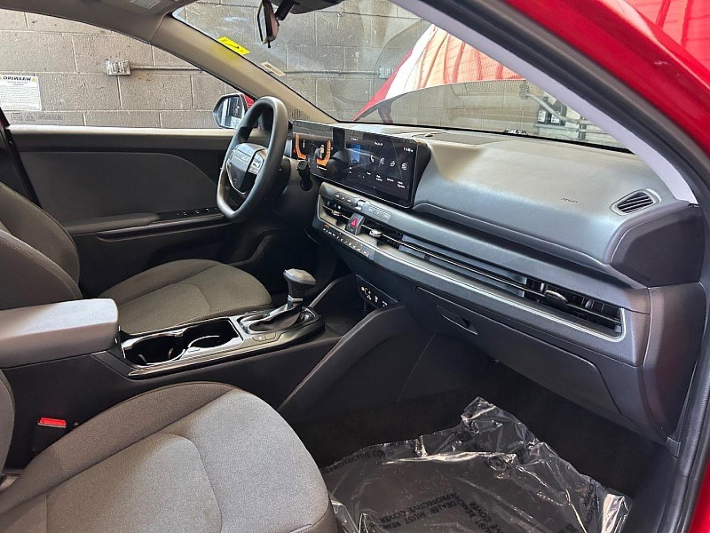 2025 RED Kia K4 (3KPFT4DE8SE) with an 4-Cyl 2.0 Liter engine, Automatic IVT transmission, located at 412 Auto Vista Drive, Palmdale, 93551, (661) 945-0620, 34.592636, -118.136681- Photo#18