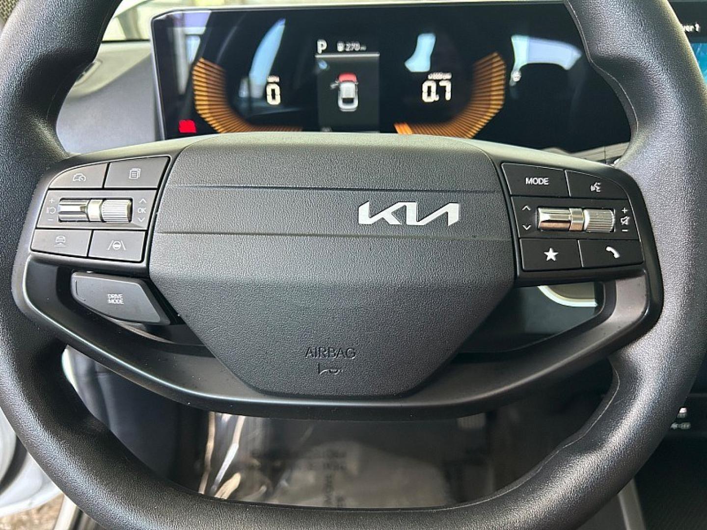 2025 White Kia K4 (3KPFT4DE1SE) with an 4-Cyl 2.0 Liter engine, Automatic IVT transmission, located at 412 Auto Vista Drive, Palmdale, 93551, (661) 945-0620, 34.592636, -118.136681- Photo#19