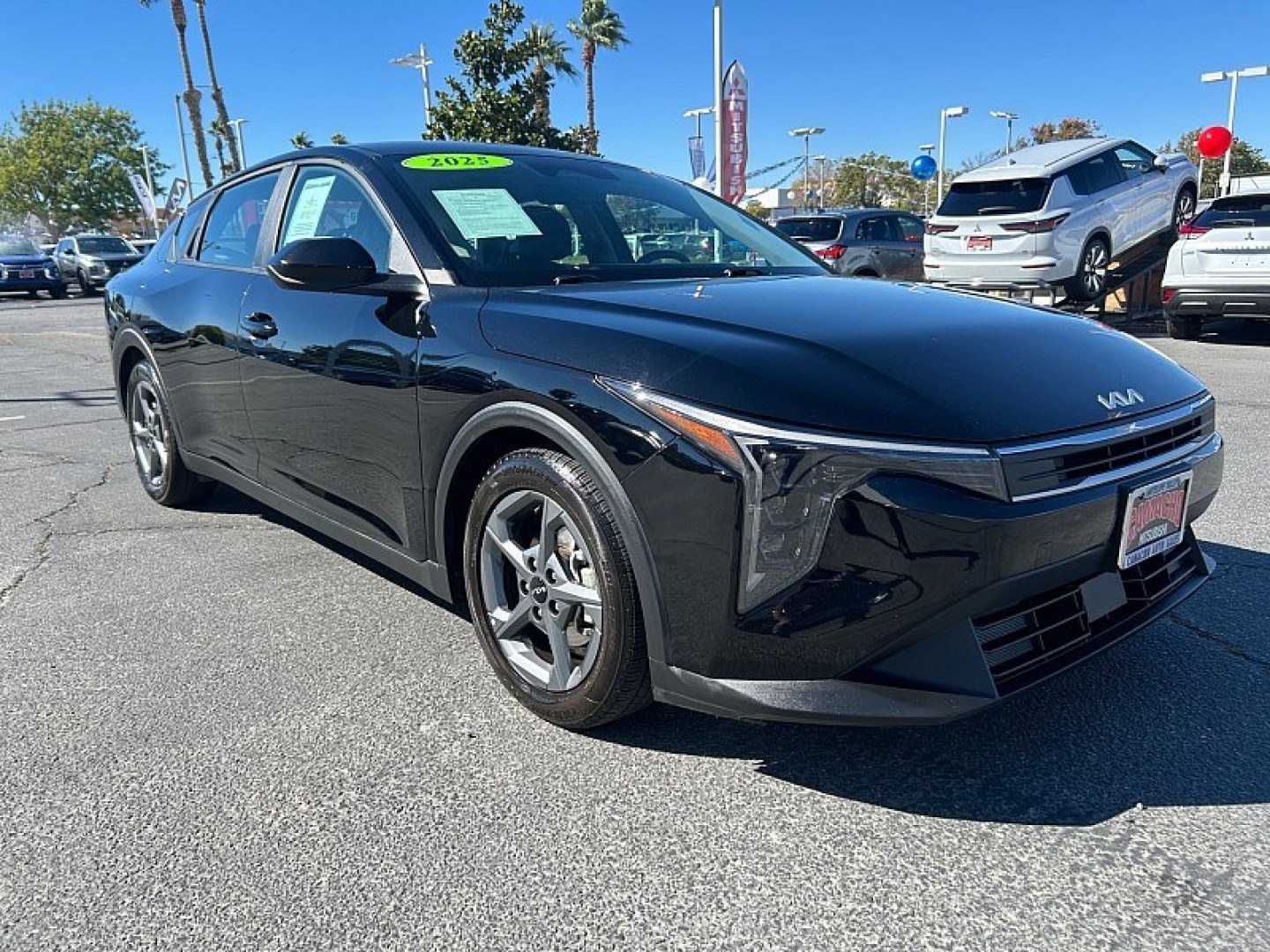 2025 Black /black, gray Kia K4 (3KPFT4DE5SE) with an 4-Cyl 2.0 Liter engine, Automatic IVT transmission, located at 412 Auto Vista Drive, Palmdale, 93551, (661) 945-0620, 34.592636, -118.136681 - Turn heads in this stylish 2025 Kia K4 LXS!Featuring a sleek Aurora Black Pearl exterior and a modern Medium Gray interior, this sedan offers an excellent combination of comfort, technology, and fuel efficiency. Under the hood, a 2.0L 4-cylinder engine paired with an Intelligent Variable Automatic T- Photo#0