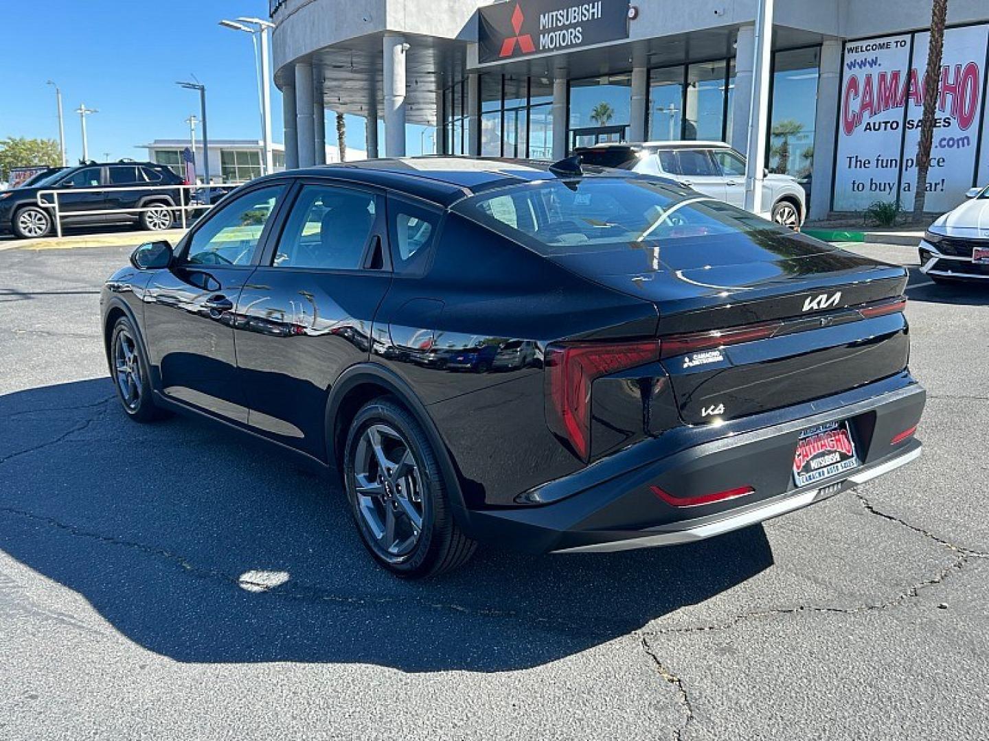 2025 Black /black, gray Kia K4 (3KPFT4DE5SE) with an 4-Cyl 2.0 Liter engine, Automatic IVT transmission, located at 412 Auto Vista Drive, Palmdale, 93551, (661) 945-0620, 34.592636, -118.136681 - Turn heads in this stylish 2025 Kia K4 LXS!Featuring a sleek Aurora Black Pearl exterior and a modern Medium Gray interior, this sedan offers an excellent combination of comfort, technology, and fuel efficiency. Under the hood, a 2.0L 4-cylinder engine paired with an Intelligent Variable Automatic T- Photo#4