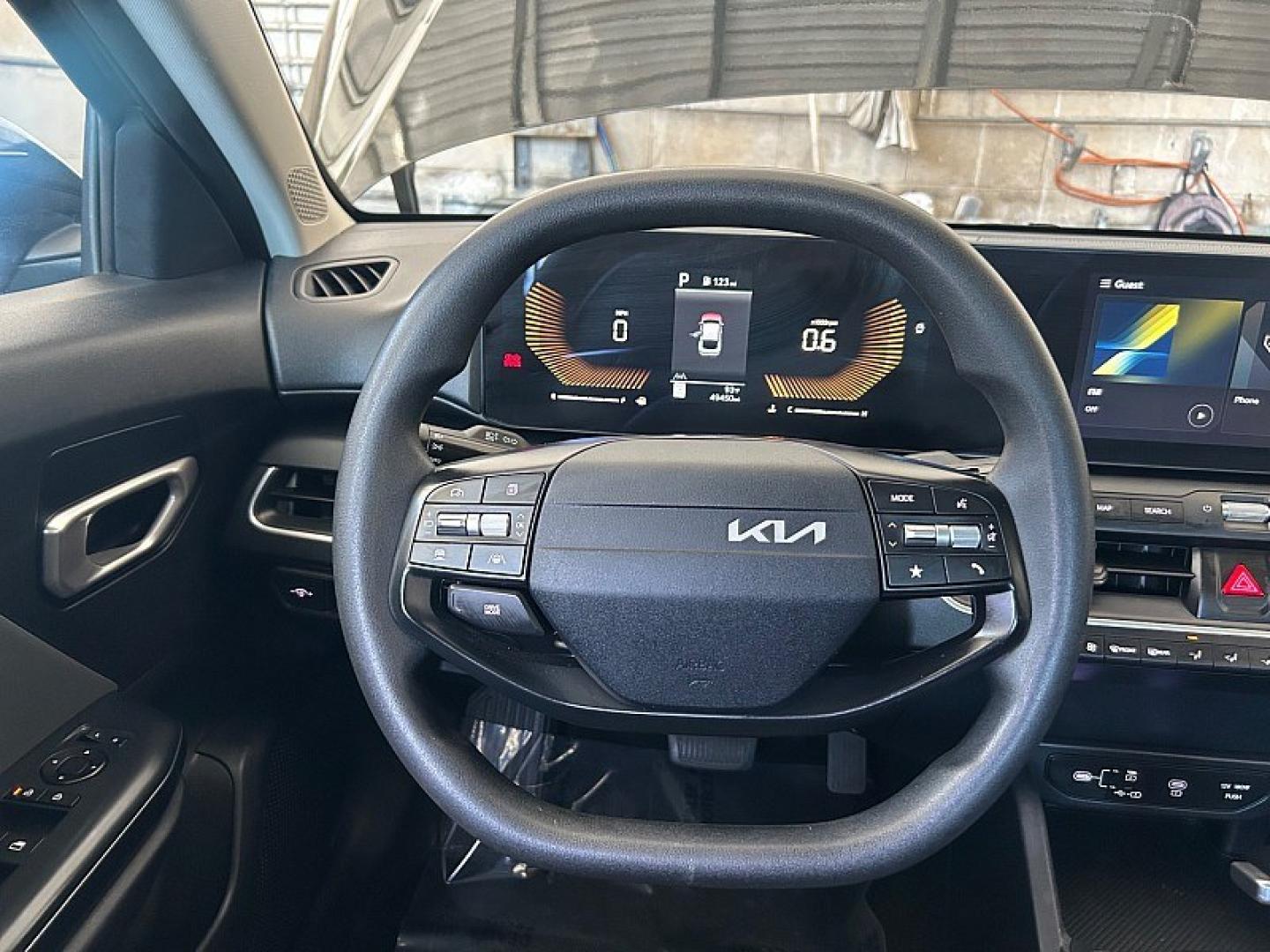 2025 Black /black, gray Kia K4 (3KPFT4DE5SE) with an 4-Cyl 2.0 Liter engine, Automatic IVT transmission, located at 412 Auto Vista Drive, Palmdale, 93551, (661) 945-0620, 34.592636, -118.136681 - Turn heads in this stylish 2025 Kia K4 LXS!Featuring a sleek Aurora Black Pearl exterior and a modern Medium Gray interior, this sedan offers an excellent combination of comfort, technology, and fuel efficiency. Under the hood, a 2.0L 4-cylinder engine paired with an Intelligent Variable Automatic T- Photo#23