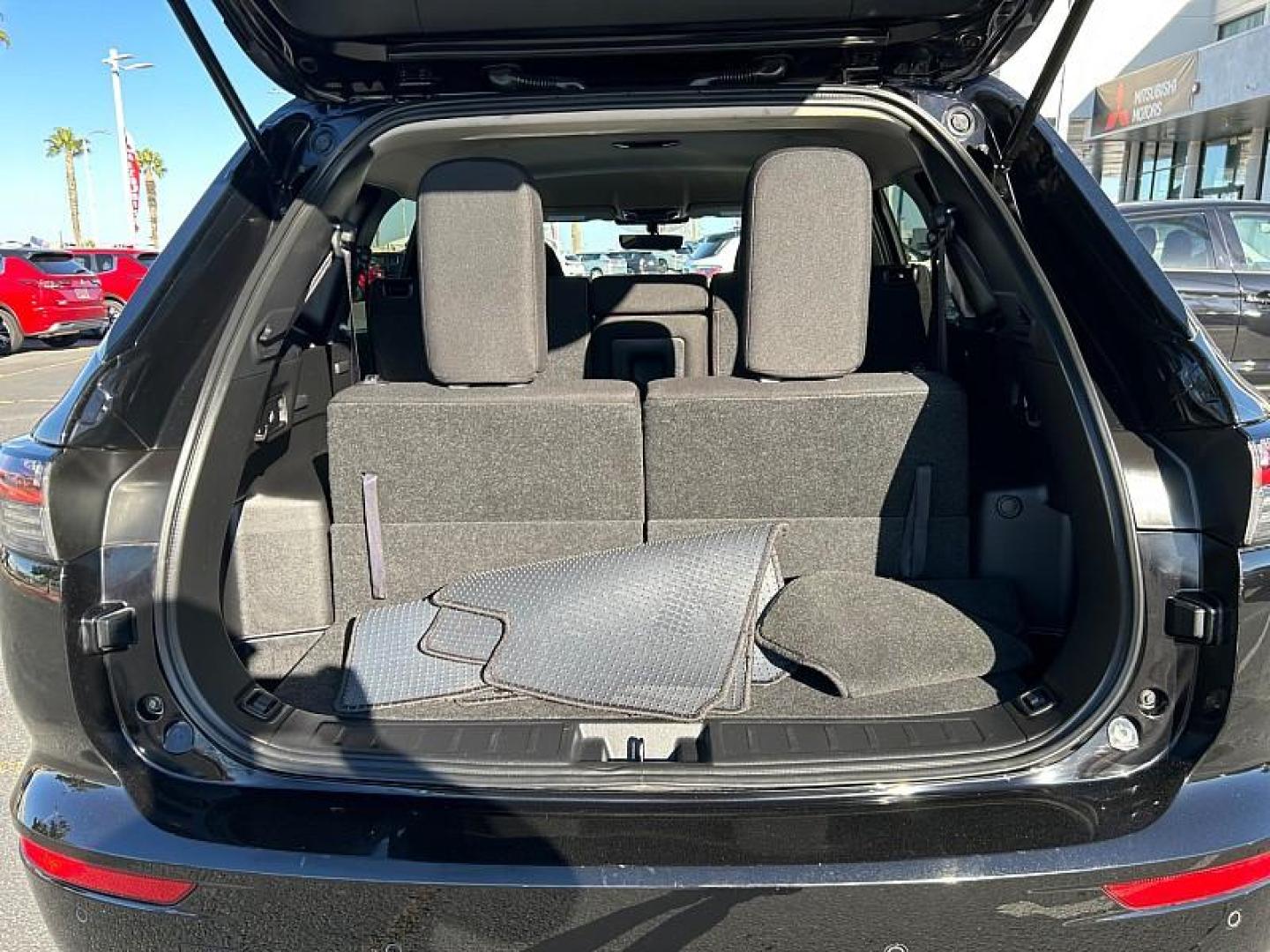 2025 BLACK Mitsubishi Outlander (JA4J4UA84SZ) with an 4-Cyl 2.5 Liter engine, Automatic CVT transmission, located at 412 Auto Vista Drive, Palmdale, 93551, (661) 945-0620, 34.592636, -118.136681 - Photo#14