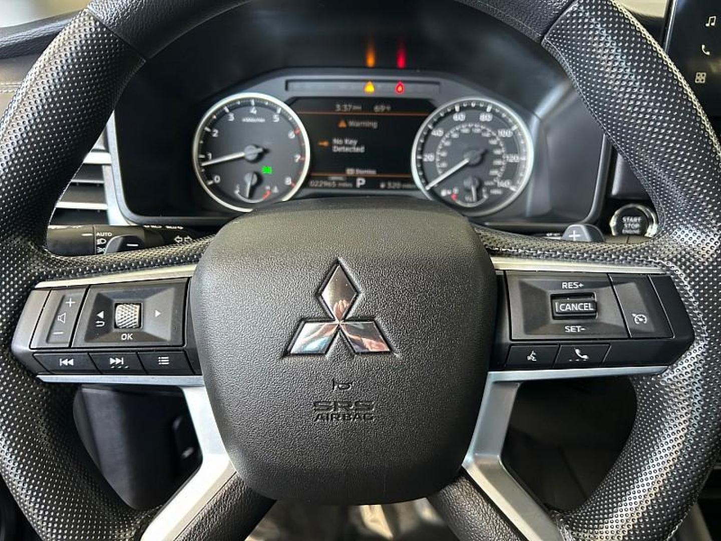 2025 BLACK Mitsubishi Outlander (JA4J4UA84SZ) with an 4-Cyl 2.5 Liter engine, Automatic CVT transmission, located at 412 Auto Vista Drive, Palmdale, 93551, (661) 945-0620, 34.592636, -118.136681 - Photo#22