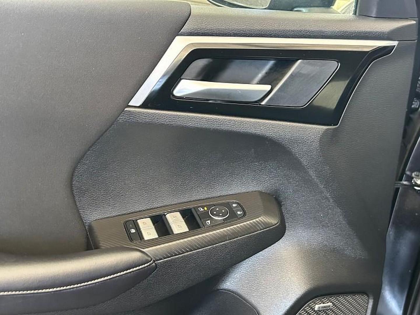 2025 BLACK Mitsubishi Outlander (JA4J4UA84SZ) with an 4-Cyl 2.5 Liter engine, Automatic CVT transmission, located at 412 Auto Vista Drive, Palmdale, 93551, (661) 945-0620, 34.592636, -118.136681 - Photo#27