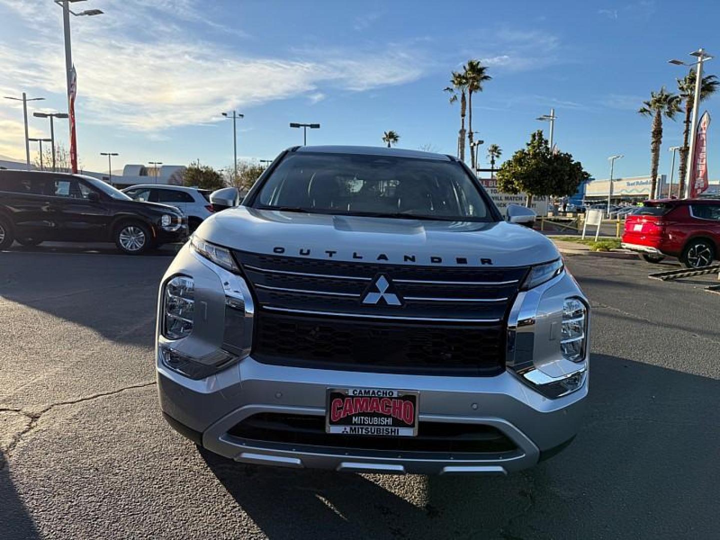 2025 BLACK Mitsubishi Outlander Plug-In Hybrid (JA4T5VA94SZ) with an 4-Cyl Hybrid 2.4 Liter engine, Automatic 1-Spd transmission, located at 412 Auto Vista Drive, Palmdale, 93551, (661) 945-0620, 34.592636, -118.136681 - Photo#1