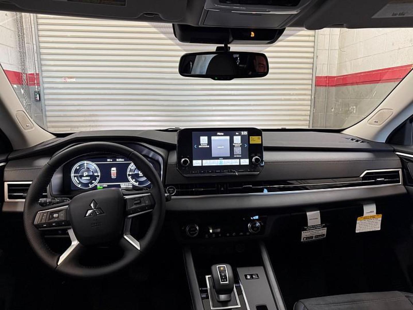 2025 BLACK Mitsubishi Outlander Plug-In Hybrid (JA4T5VA94SZ) with an 4-Cyl Hybrid 2.4 Liter engine, Automatic 1-Spd transmission, located at 412 Auto Vista Drive, Palmdale, 93551, (661) 945-0620, 34.592636, -118.136681 - Photo#17