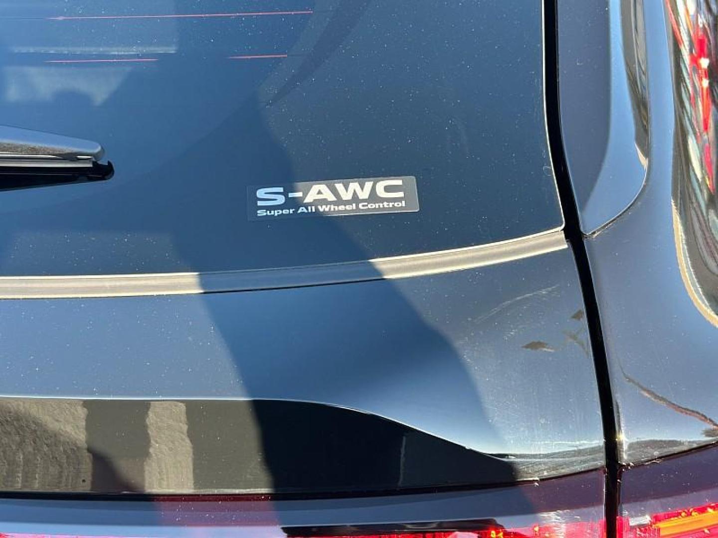 2025 BLACK Mitsubishi Outlander Plug-In Hybrid (JA4T5UA9XSZ) with an 4-Cyl Hybrid 2.4 Liter engine, Automatic 1-Spd transmission, located at 412 Auto Vista Drive, Palmdale, 93551, (661) 945-0620, 34.592636, -118.136681 - Photo#16
