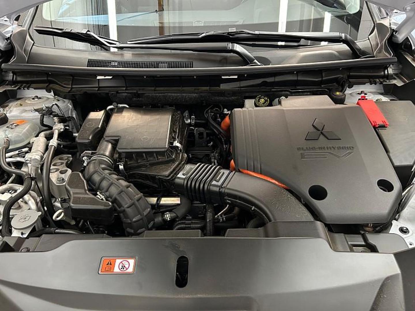 2025 Mitsubishi Outlander Plug-In Hybrid (JA4T5VA95SZ) with an 4-Cyl Hybrid 2.4 Liter engine, Automatic 1-Spd transmission, located at 412 Auto Vista Drive, Palmdale, 93551, (661) 945-0620, 34.592636, -118.136681 - Photo#30