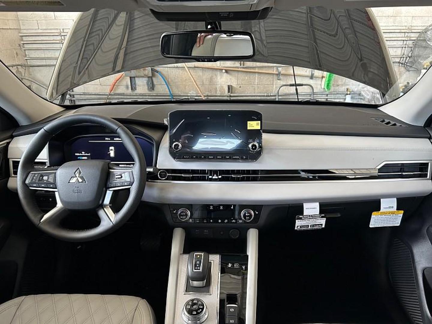 2025 Mitsubishi Outlander Plug-In Hybrid (JA4T5WA92SZ) with an 4-Cyl Hybrid 2.4 Liter engine, Automatic 1-Spd transmission, located at 412 Auto Vista Drive, Palmdale, 93551, (661) 945-0620, 34.592636, -118.136681 - Photo#18