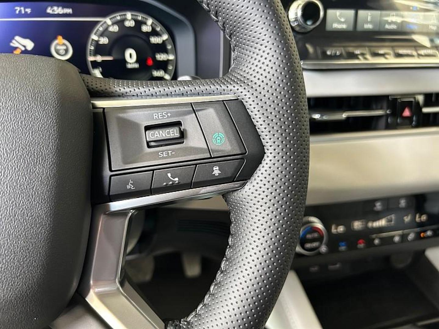 2025 Mitsubishi Outlander Plug-In Hybrid (JA4T5WA92SZ) with an 4-Cyl Hybrid 2.4 Liter engine, Automatic 1-Spd transmission, located at 412 Auto Vista Drive, Palmdale, 93551, (661) 945-0620, 34.592636, -118.136681 - Photo#20