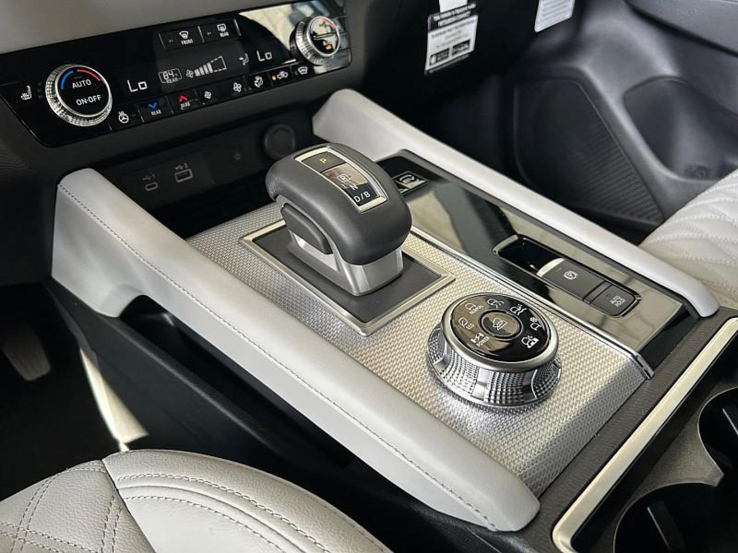 2025 Mitsubishi Outlander Plug-In Hybrid (JA4T5WA92SZ) with an 4-Cyl Hybrid 2.4 Liter engine, Automatic 1-Spd transmission, located at 412 Auto Vista Drive, Palmdale, 93551, (661) 945-0620, 34.592636, -118.136681 - Photo#21