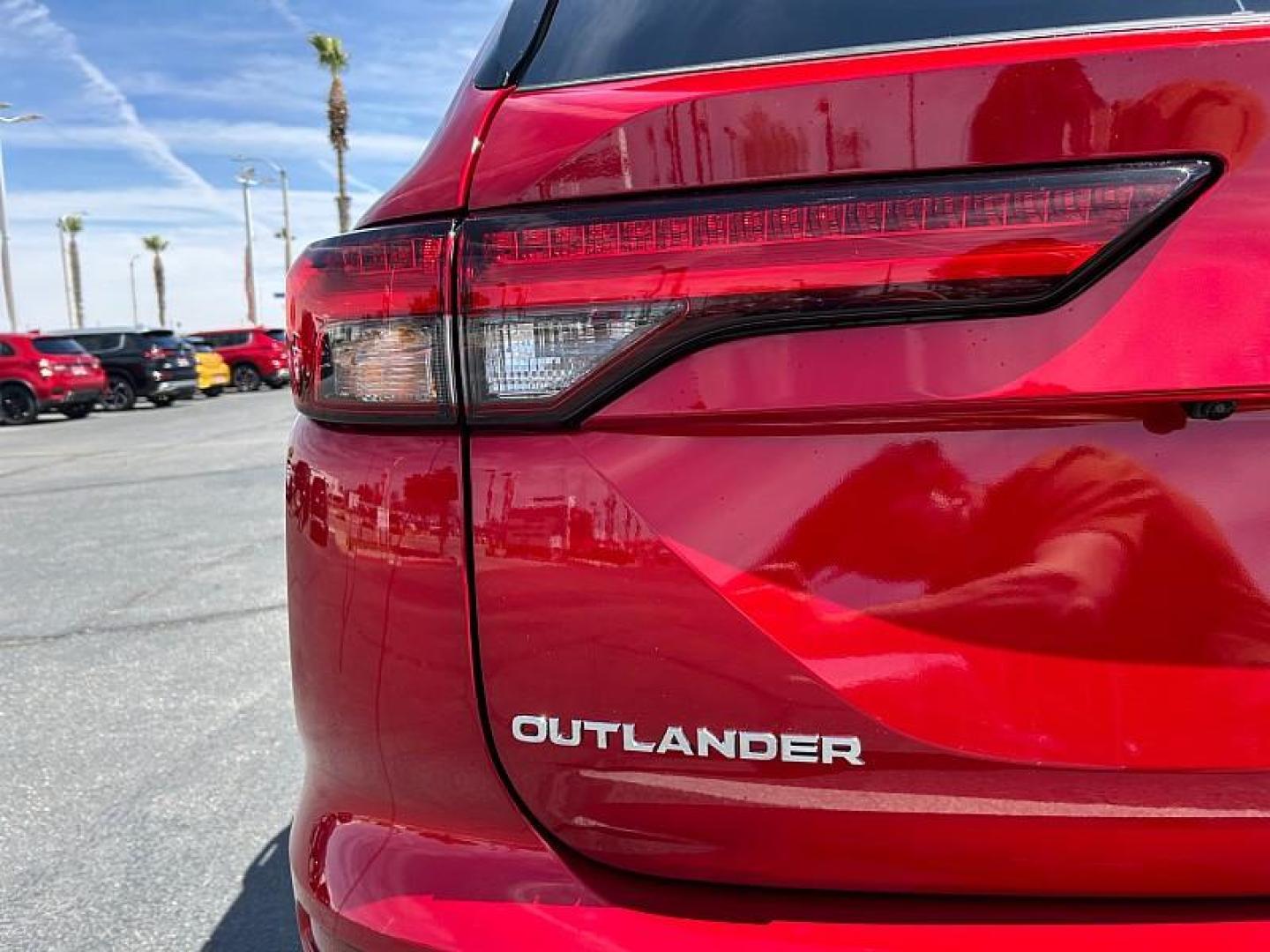 2025 Mitsubishi Outlander Plug-In Hybrid (JA4T5WA94SZ) with an 4-Cyl Hybrid 2.4 Liter engine, Automatic 1-Spd transmission, located at 412 Auto Vista Drive, Palmdale, 93551, (661) 945-0620, 34.592636, -118.136681 - Photo#11