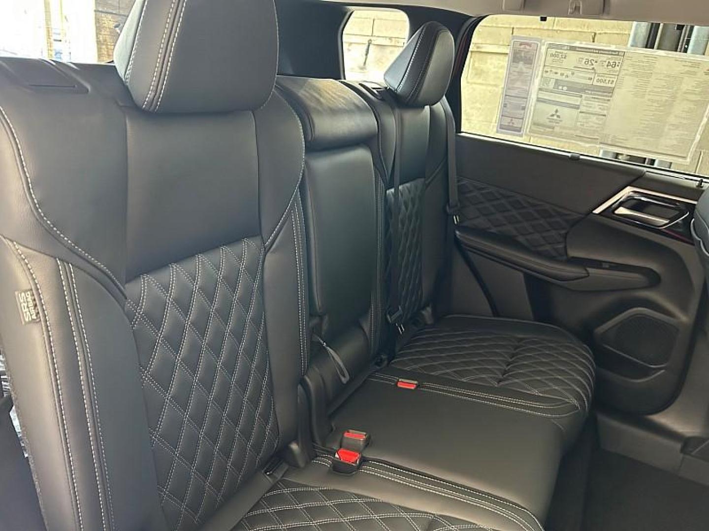 2025 Mitsubishi Outlander Plug-In Hybrid (JA4T5WA94SZ) with an 4-Cyl Hybrid 2.4 Liter engine, Automatic 1-Spd transmission, located at 412 Auto Vista Drive, Palmdale, 93551, (661) 945-0620, 34.592636, -118.136681 - Photo#30