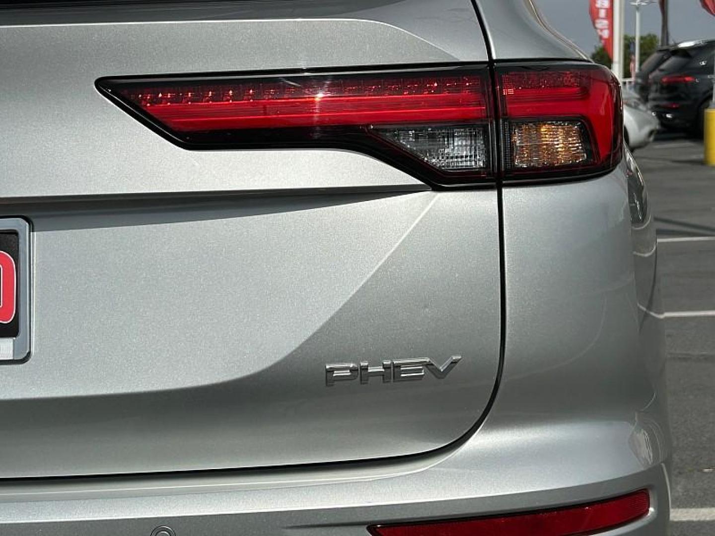 2025 SILVER Mitsubishi Outlander Plug-In Hybrid (JA4T5UA9XSZ) with an 4-Cyl Hybrid 2.4 Liter engine, Automatic 1-Spd transmission, located at 412 Auto Vista Drive, Palmdale, 93551, (661) 945-0620, 34.592636, -118.136681 - Photo#12