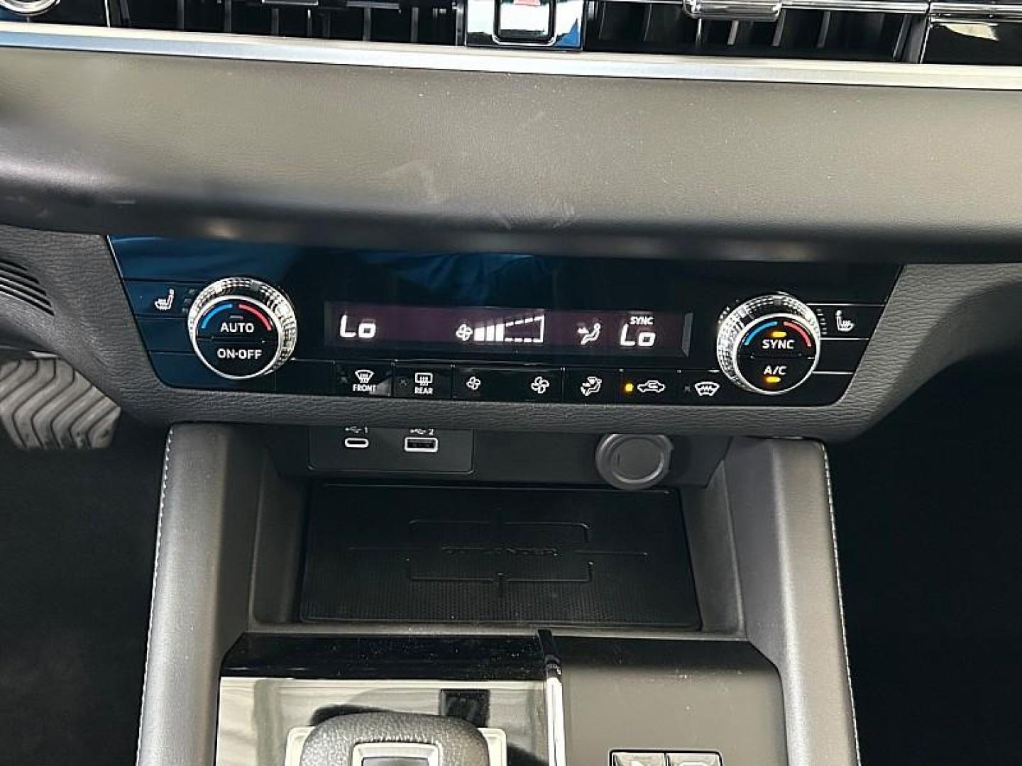 2025 SILVER Mitsubishi Outlander Plug-In Hybrid (JA4T5UA9XSZ) with an 4-Cyl Hybrid 2.4 Liter engine, Automatic 1-Spd transmission, located at 412 Auto Vista Drive, Palmdale, 93551, (661) 945-0620, 34.592636, -118.136681 - Photo#19