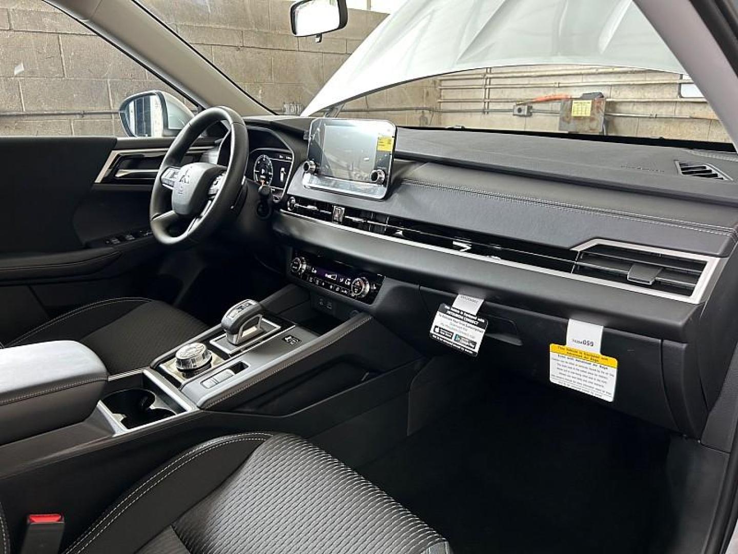 2025 SILVER Mitsubishi Outlander Plug-In Hybrid (JA4T5UA9XSZ) with an 4-Cyl Hybrid 2.4 Liter engine, Automatic 1-Spd transmission, located at 412 Auto Vista Drive, Palmdale, 93551, (661) 945-0620, 34.592636, -118.136681 - Photo#30