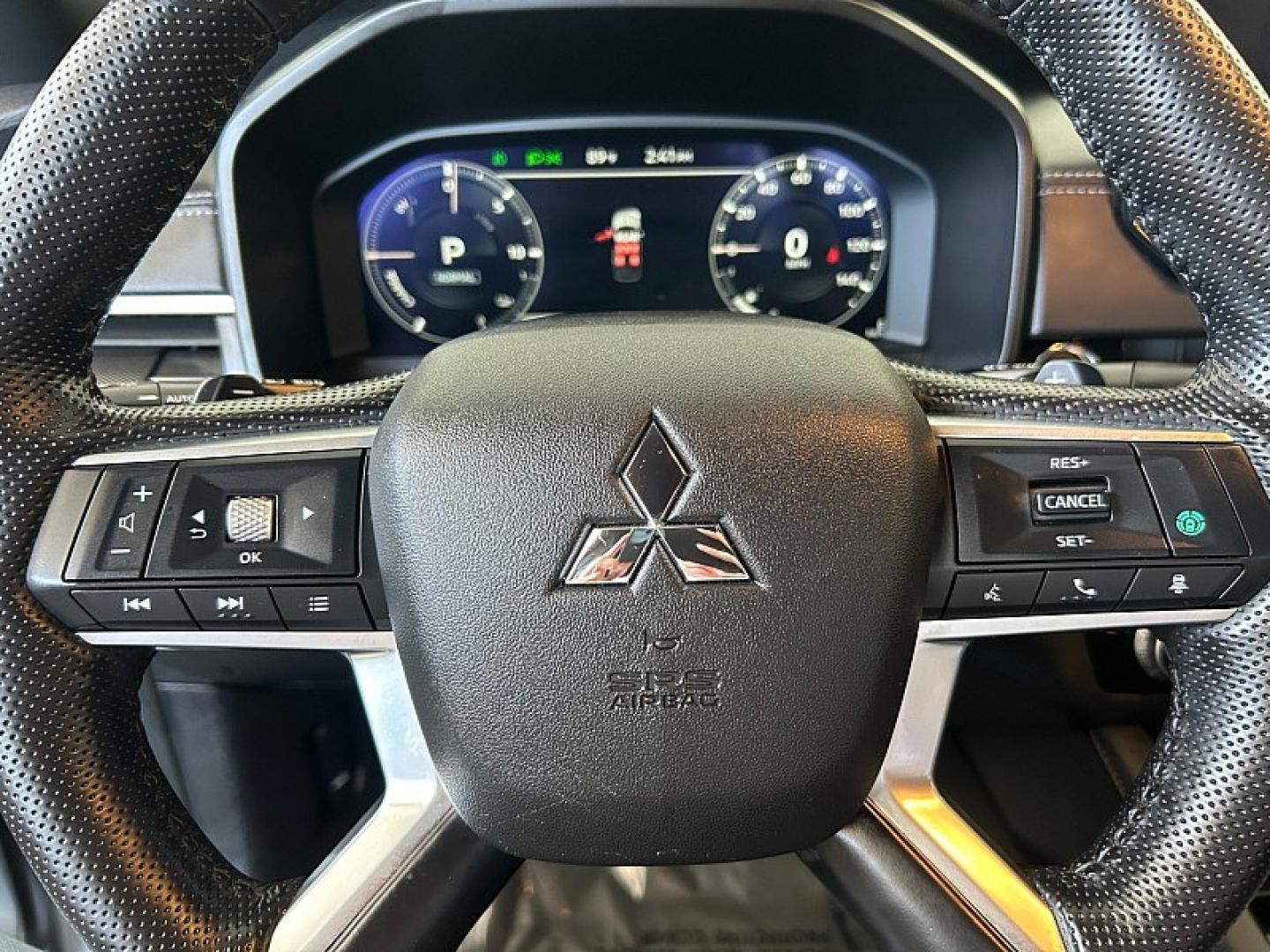 2025 GRAY Mitsubishi Outlander Plug-In Hybrid (JA4T5WA97SZ) with an 4-Cyl Hybrid 2.4 Liter engine, Automatic 1-Spd transmission, located at 412 Auto Vista Drive, Palmdale, 93551, (661) 945-0620, 34.592636, -118.136681 - Photo#21