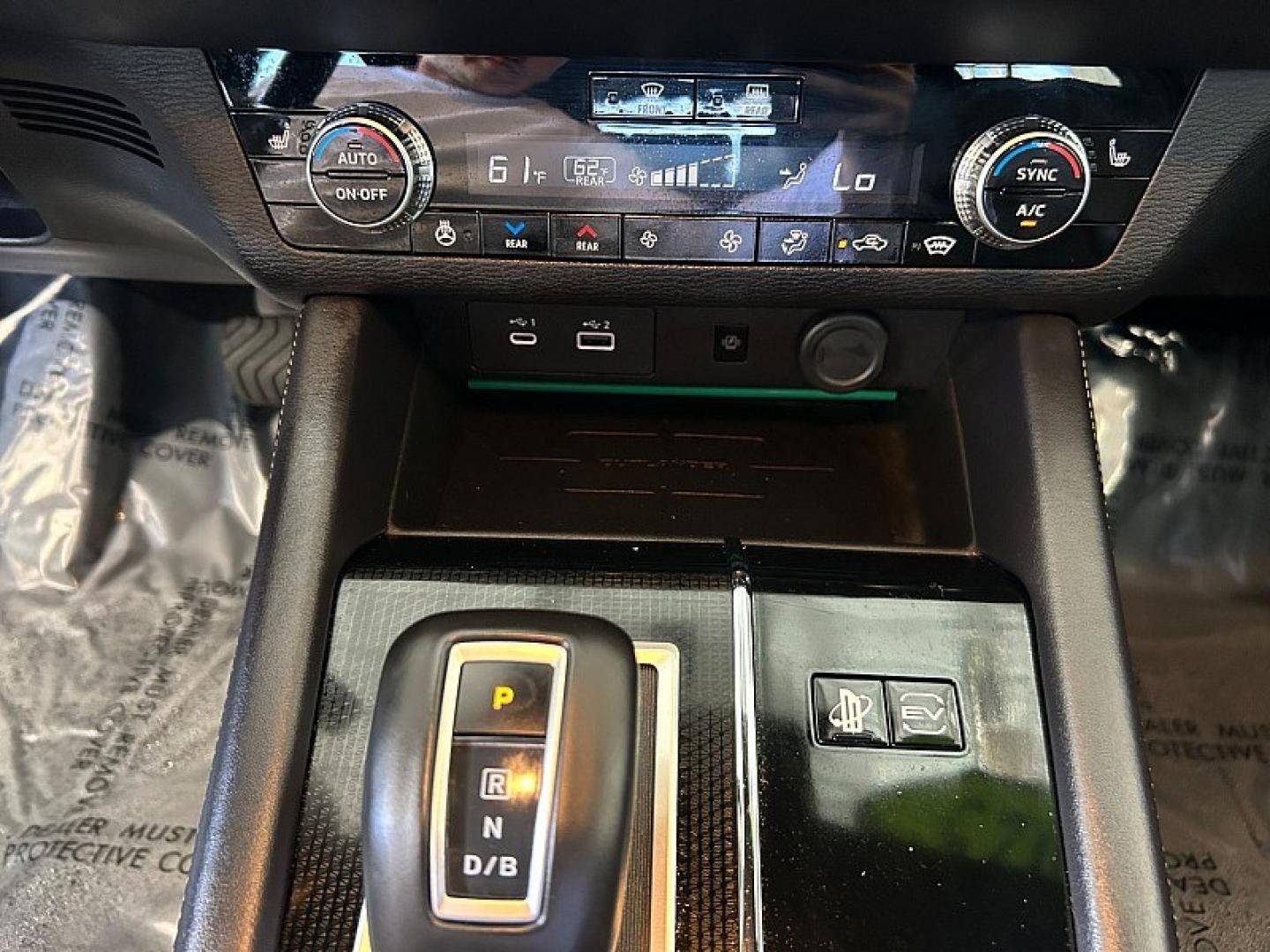2025 GRAY Mitsubishi Outlander Plug-In Hybrid (JA4T5WA97SZ) with an 4-Cyl Hybrid 2.4 Liter engine, Automatic 1-Spd transmission, located at 412 Auto Vista Drive, Palmdale, 93551, (661) 945-0620, 34.592636, -118.136681 - Photo#28
