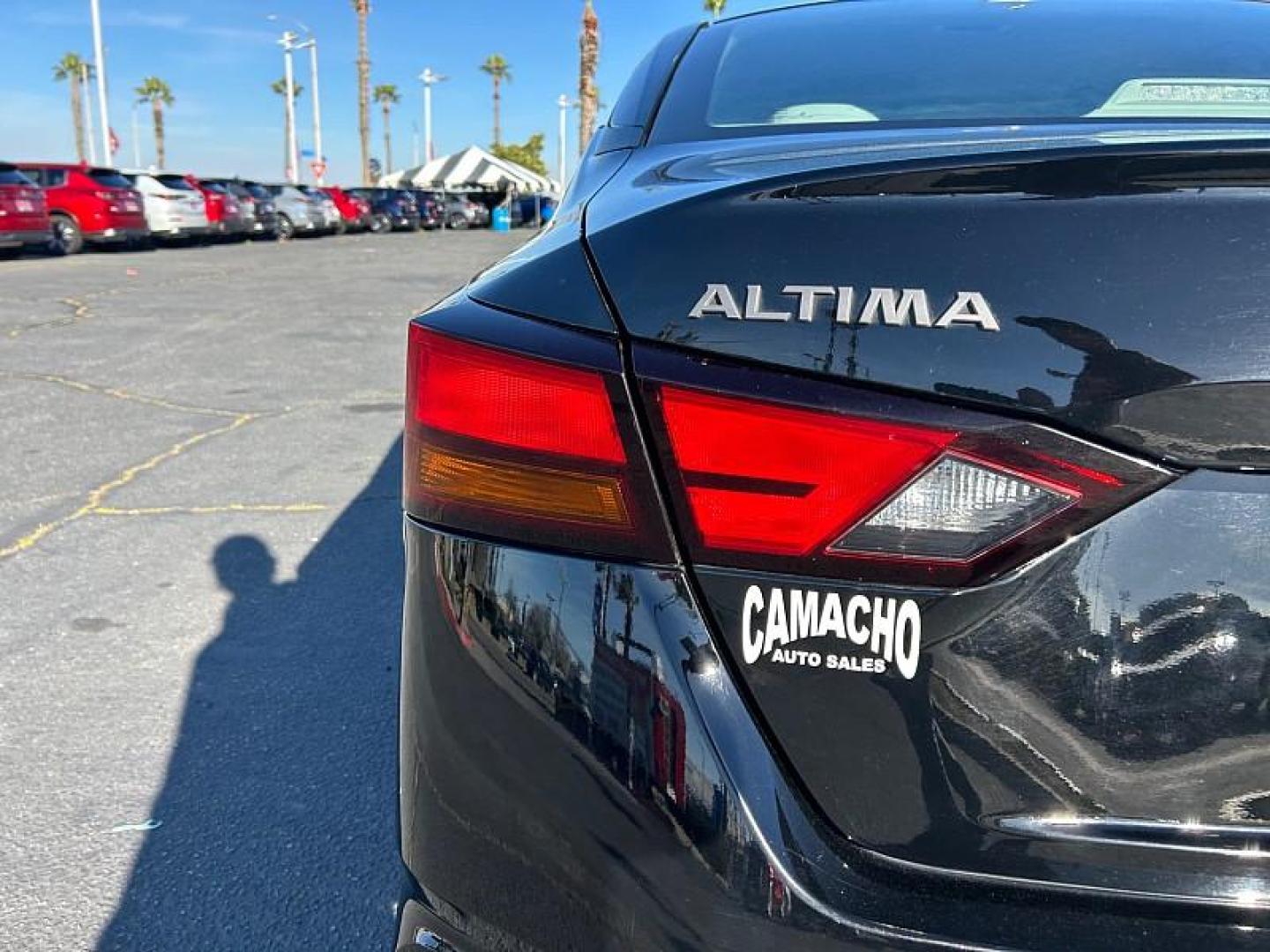 2025 BLACK Nissan Altima (1N4BL4DV1SN) with an 4-Cyl 2.5 Liter engine, Automatic CVT transmission, located at 412 Auto Vista Drive, Palmdale, 93551, (661) 945-0620, 34.592636, -118.136681 - Photo#12