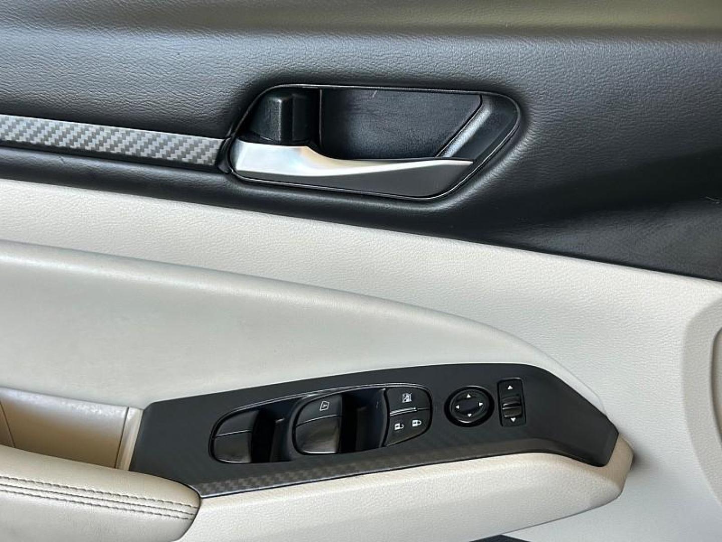 2025 BLACK Nissan Altima (1N4BL4DV1SN) with an 4-Cyl 2.5 Liter engine, Automatic CVT transmission, located at 412 Auto Vista Drive, Palmdale, 93551, (661) 945-0620, 34.592636, -118.136681 - Photo#25