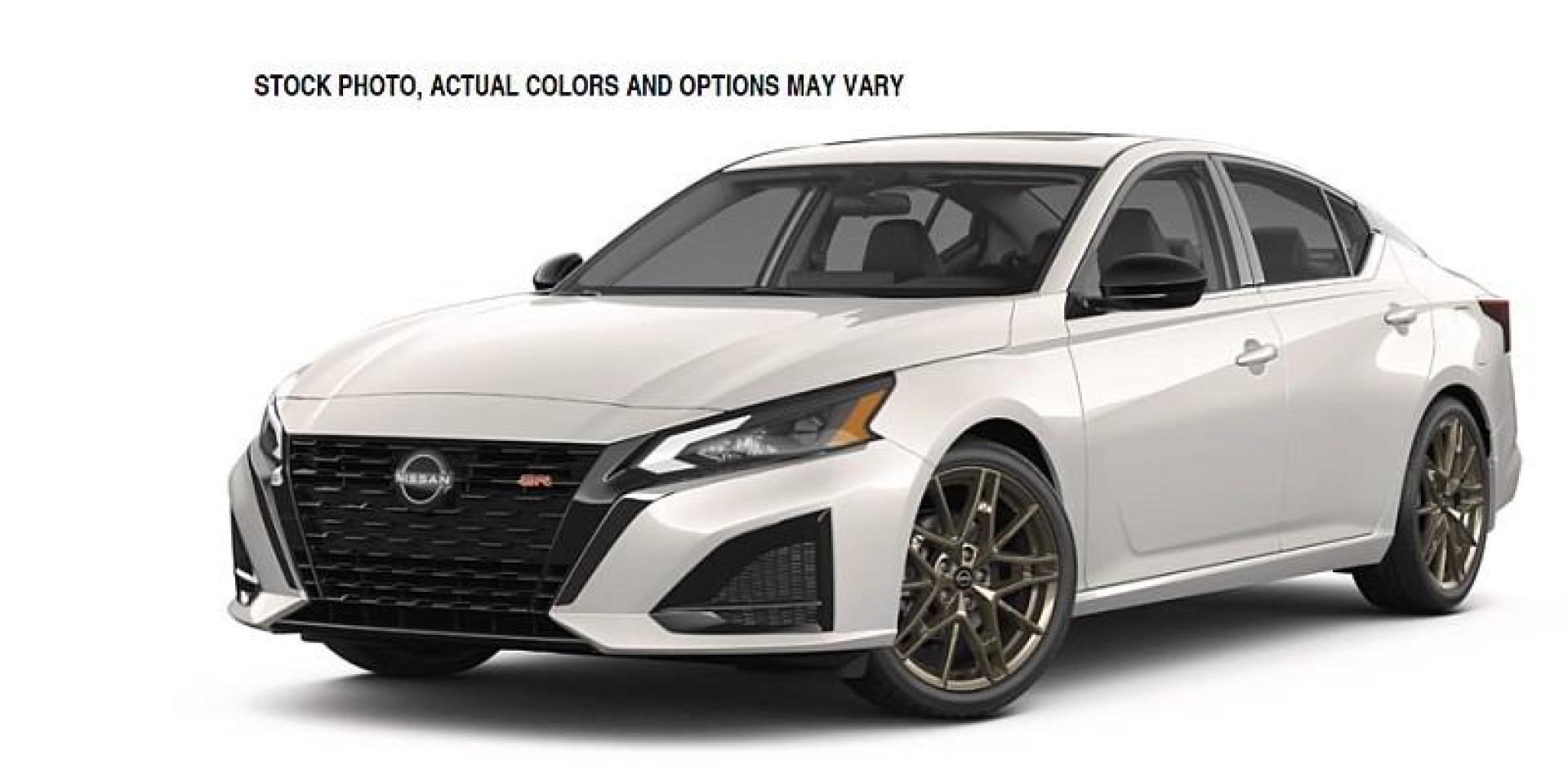 2025 WHITE Nissan Altima (1N4BL4DV5SN) with an 4-Cyl 2.5 Liter engine, Automatic CVT transmission, located at 412 Auto Vista Drive, Palmdale, 93551, (661) 945-0620, 34.592636, -118.136681 - Photo#0