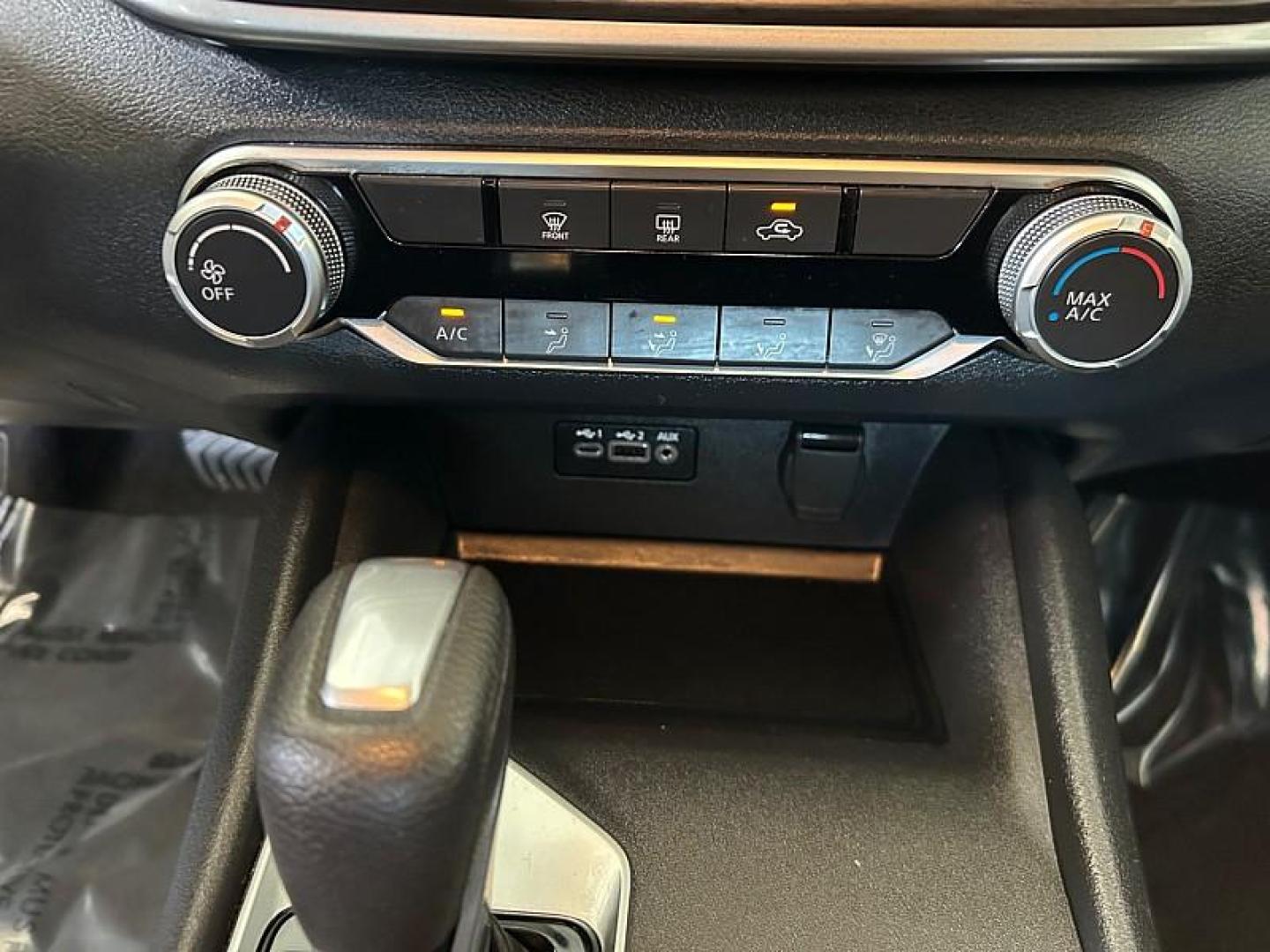2025 WHITE Nissan Altima (1N4BL4DV6SN) with an 4-Cyl 2.5 Liter engine, Automatic CVT transmission, located at 412 Auto Vista Drive, Palmdale, 93551, (661) 945-0620, 34.592636, -118.136681 - Photo#17