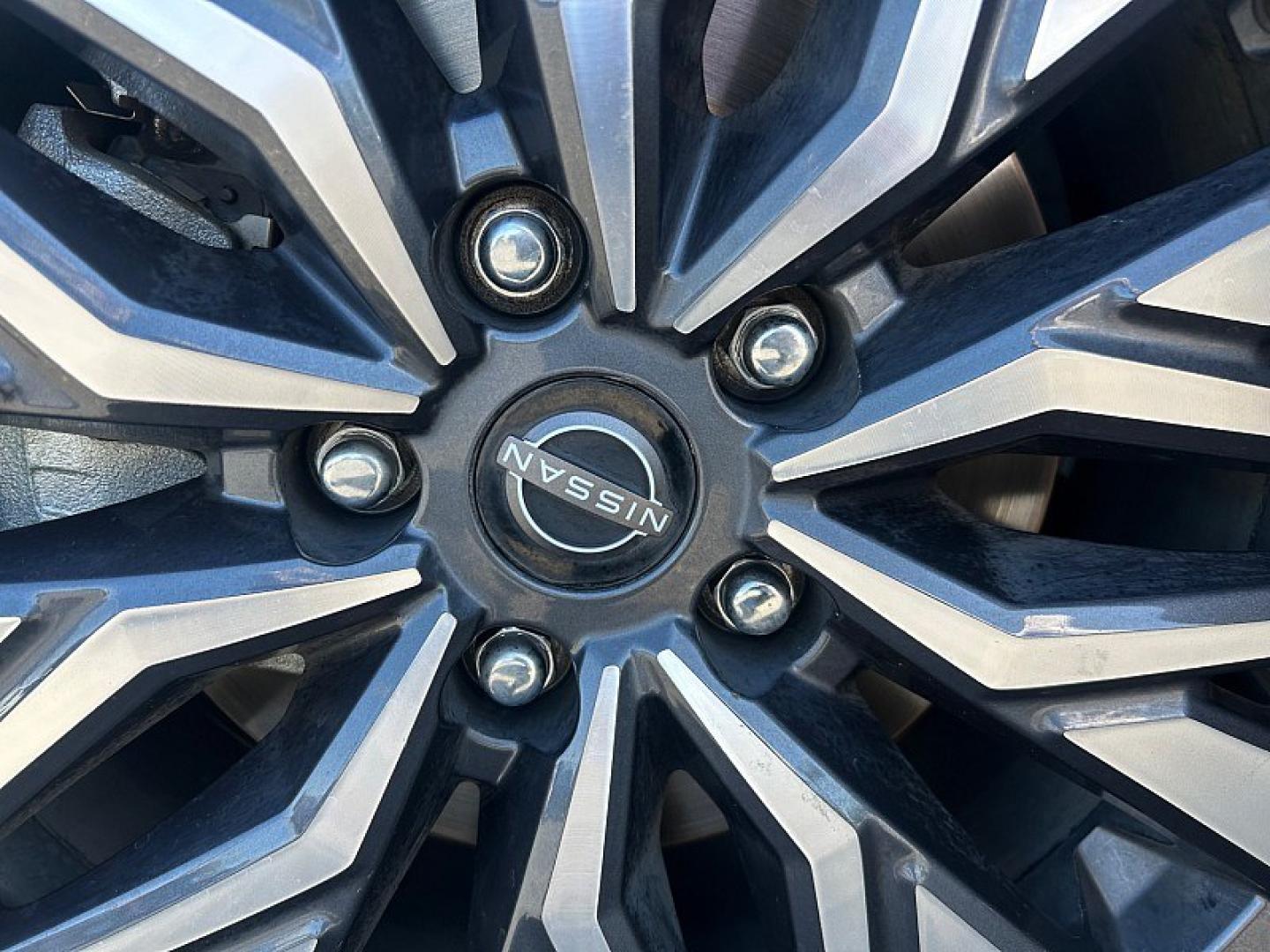 2025 WHITE Nissan Altima (1N4BL4DV0SN) with an 4-Cyl 2.5 Liter engine, Automatic CVT transmission, located at 412 Auto Vista Drive, Palmdale, 93551, (661) 945-0620, 34.592636, -118.136681- Photo#10