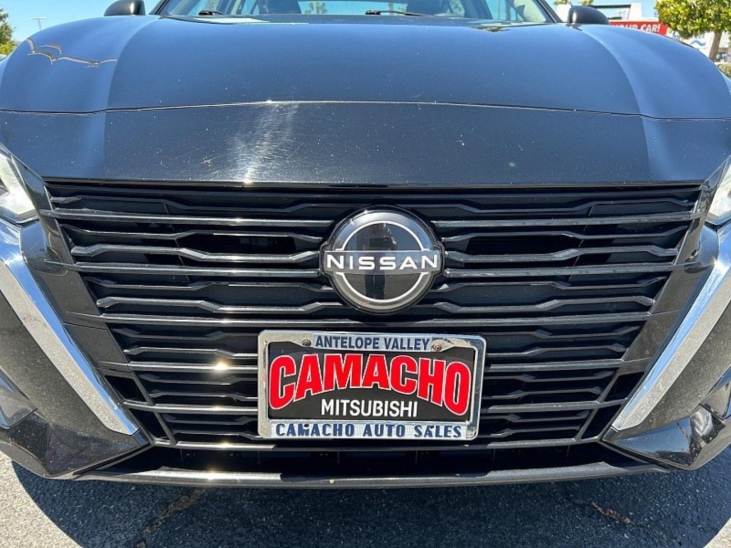 2025 BLACK Nissan Altima (1N4BL4DVXSN) with an 4-Cyl 2.5 Liter engine, Automatic CVT transmission, located at 412 Auto Vista Drive, Palmdale, 93551, (661) 945-0620, 34.592636, -118.136681- Photo#4
